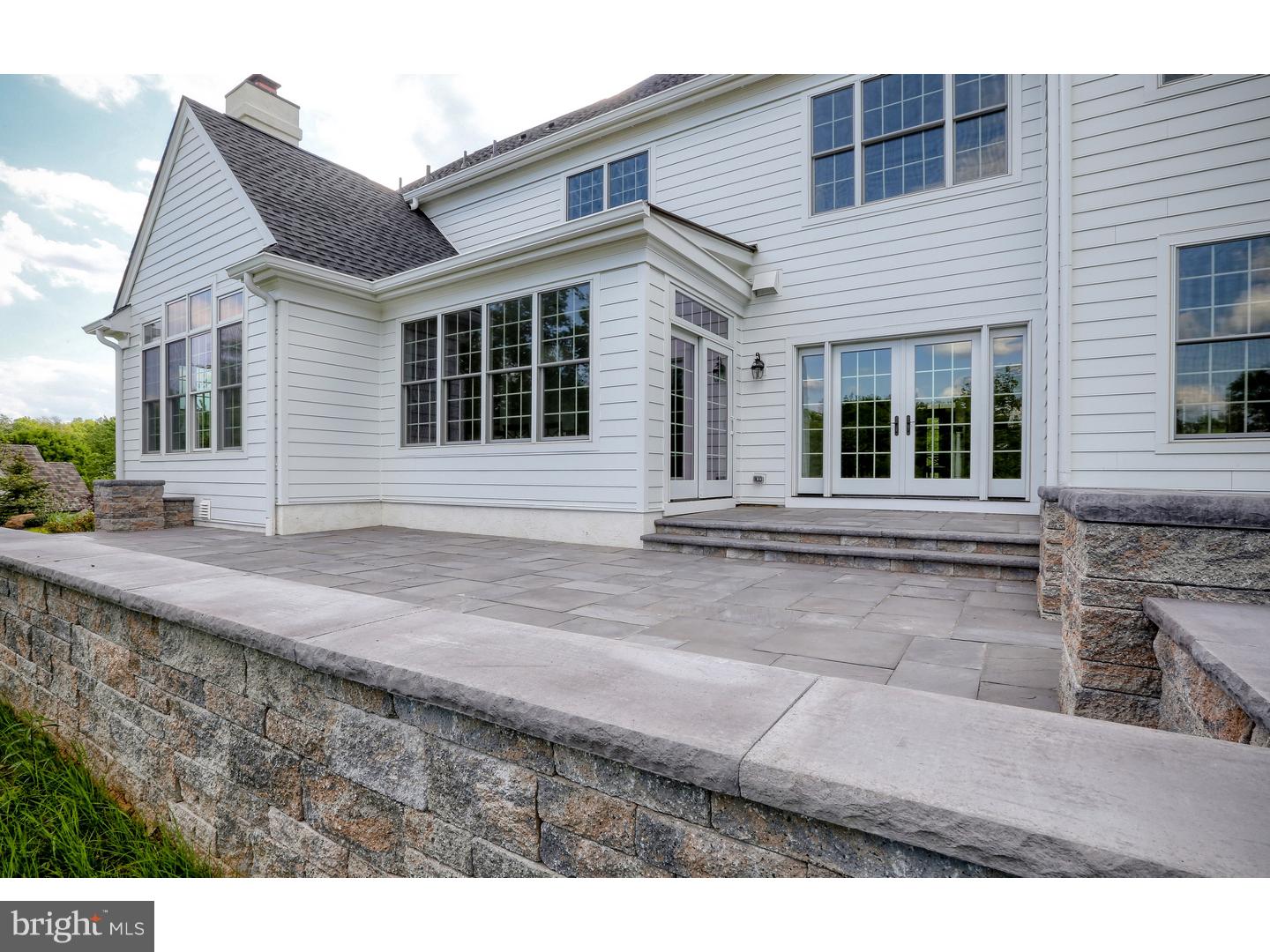 WHITE HORSE - Residential