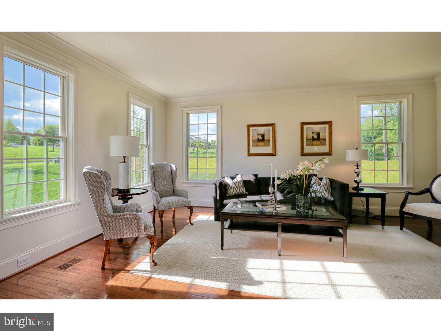 WHITE HORSE - Residential