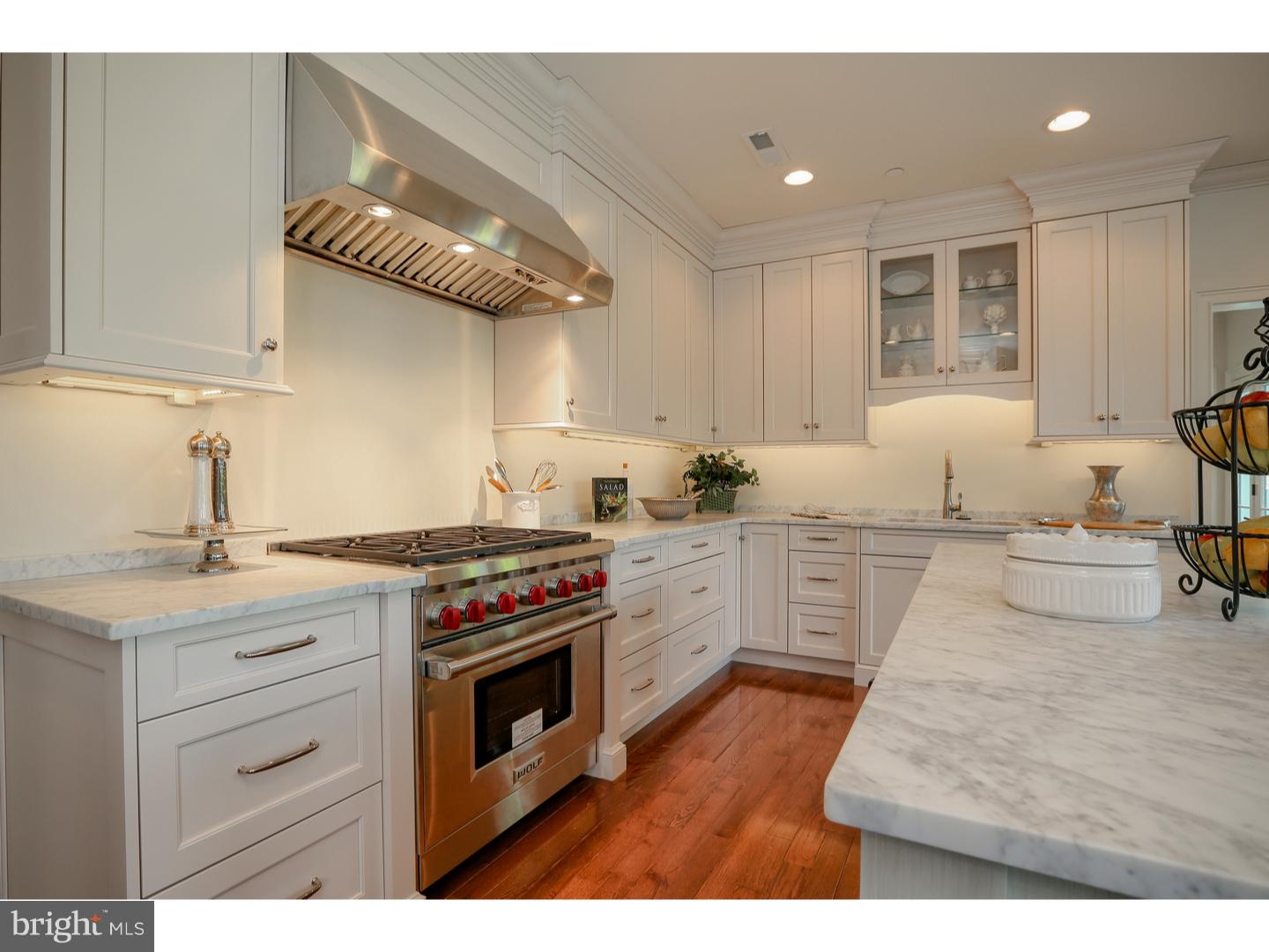 WHITE HORSE - Residential