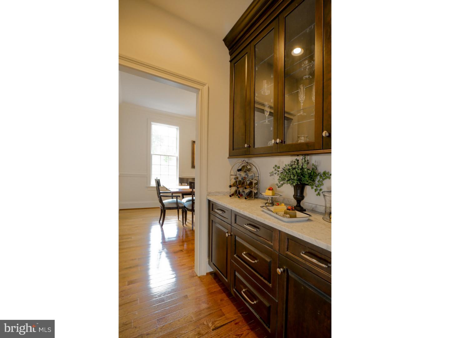 WHITE HORSE - Residential