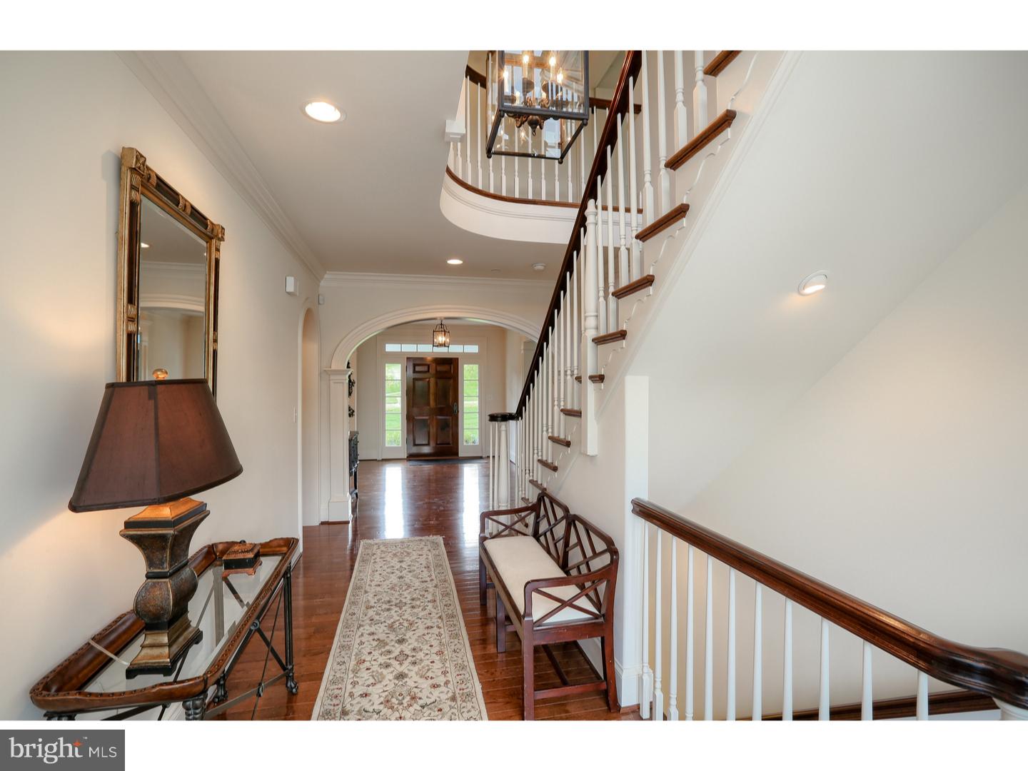 WHITE HORSE - Residential