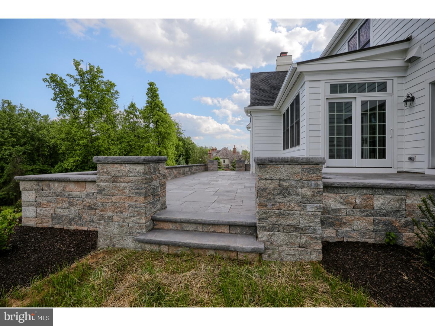 WHITE HORSE - Residential