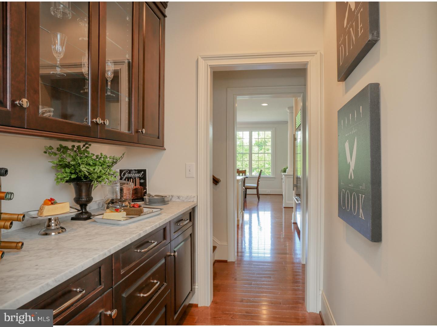 WHITE HORSE - Residential