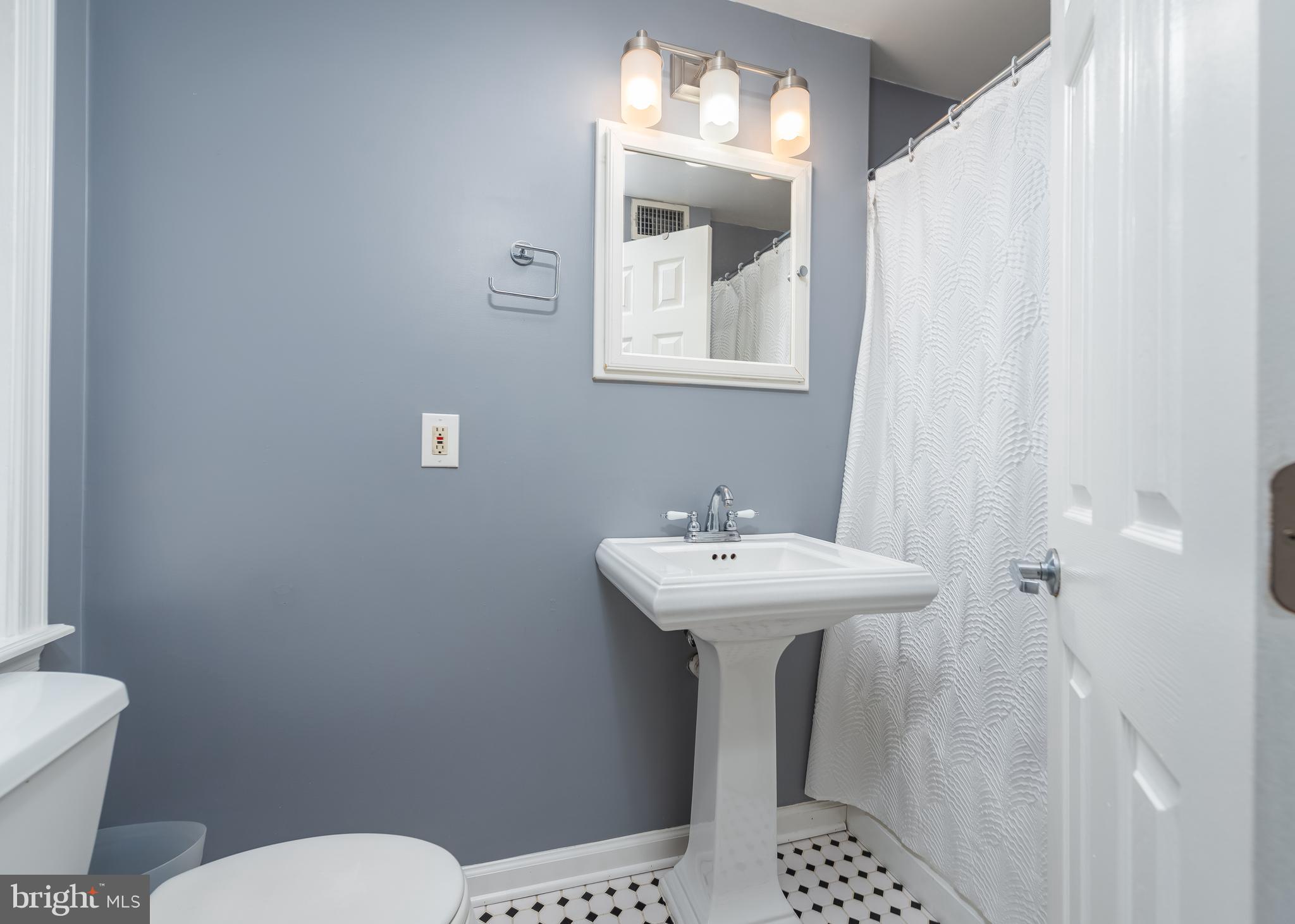 FELLS POINT HISTORIC DISTRICT - Residential Lease