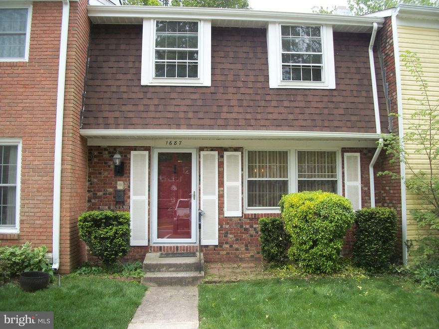 Wonderful Townhouse that is Move-In condition.  This home Features Bright Open Living room, and separate Formal Dining Room. Nice Clean Updated Eat-In Kitchen with New Appliances and Fixtures. Large Upper Master Bedroom, great closet Space, Upgraded Full Bath and Large second bedroom.  Basement Laundry room and utility area, unfinished basement that walks out to patio and fenced yard that backs to woods. Easy to Show and Sell.