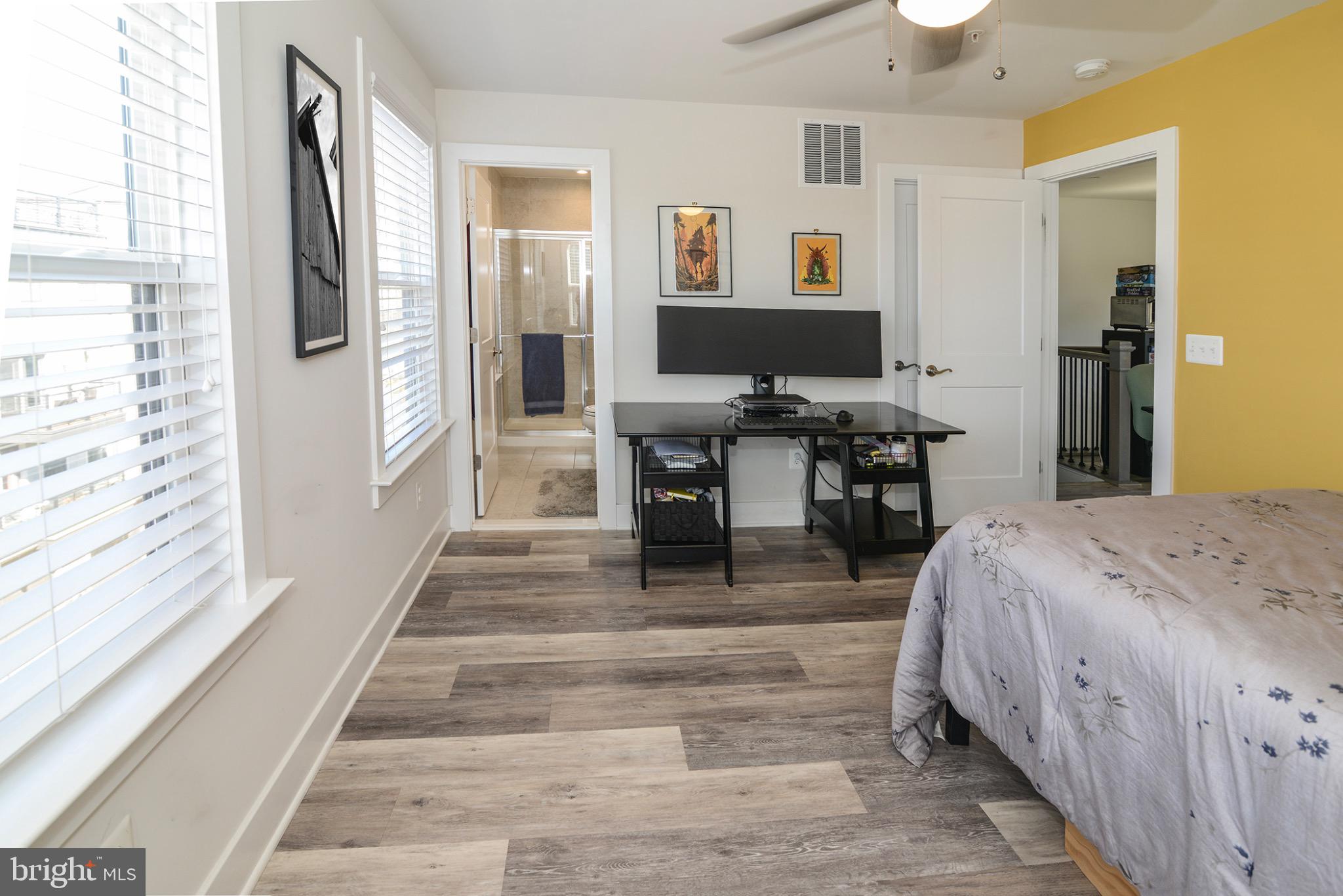 TALL OAKS - Residential Lease