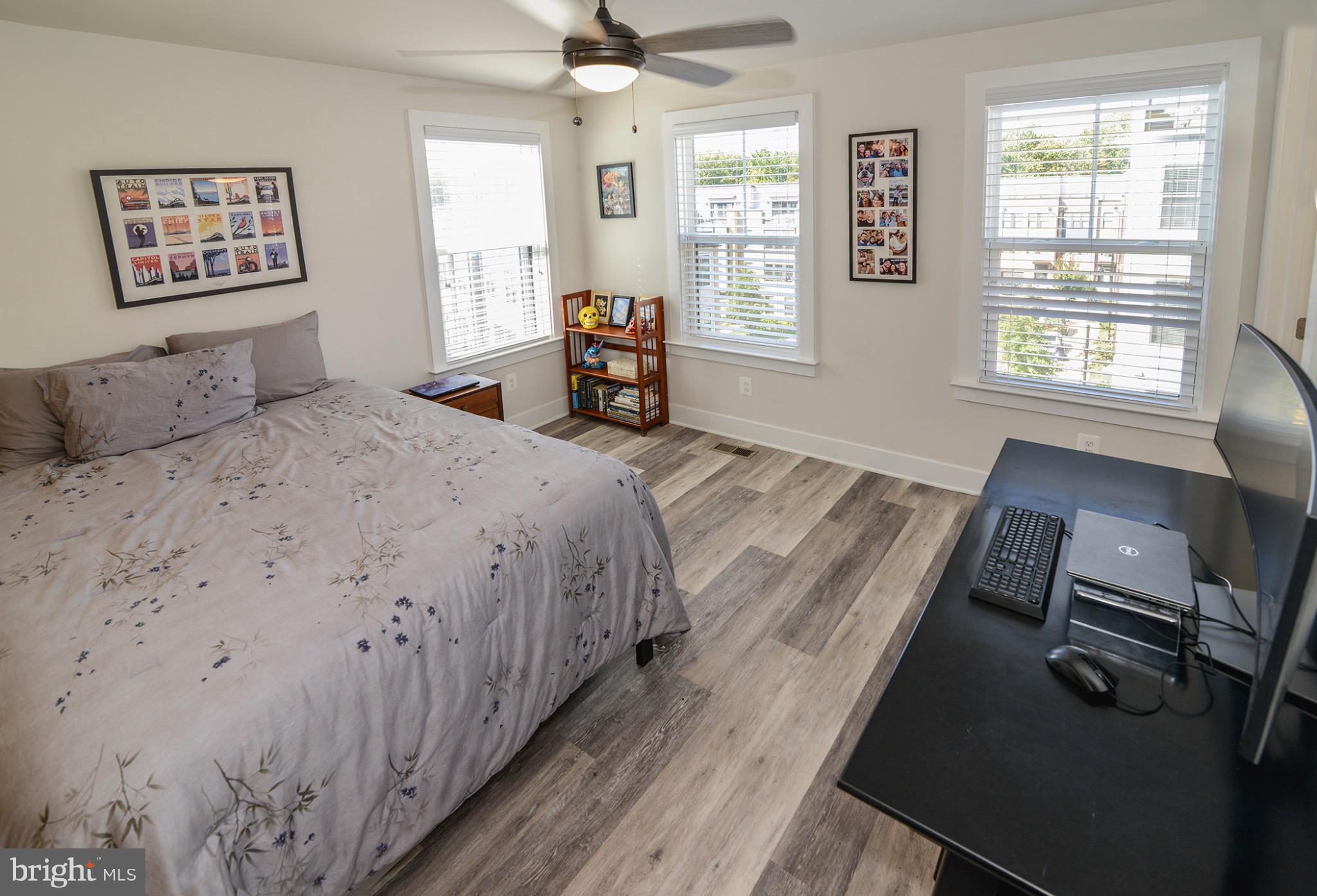 TALL OAKS - Residential Lease