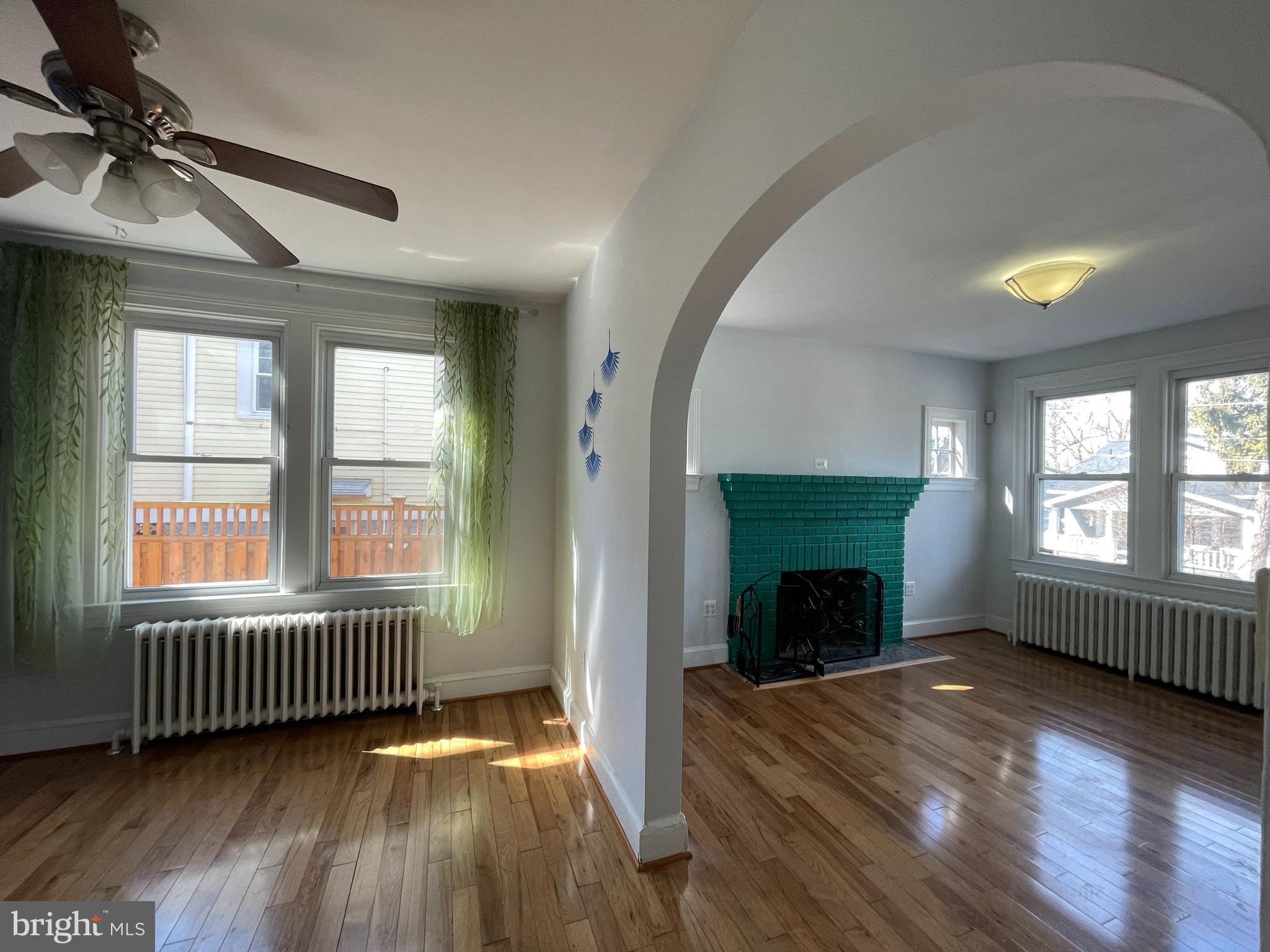 MOUNT RAINIER - Residential Lease