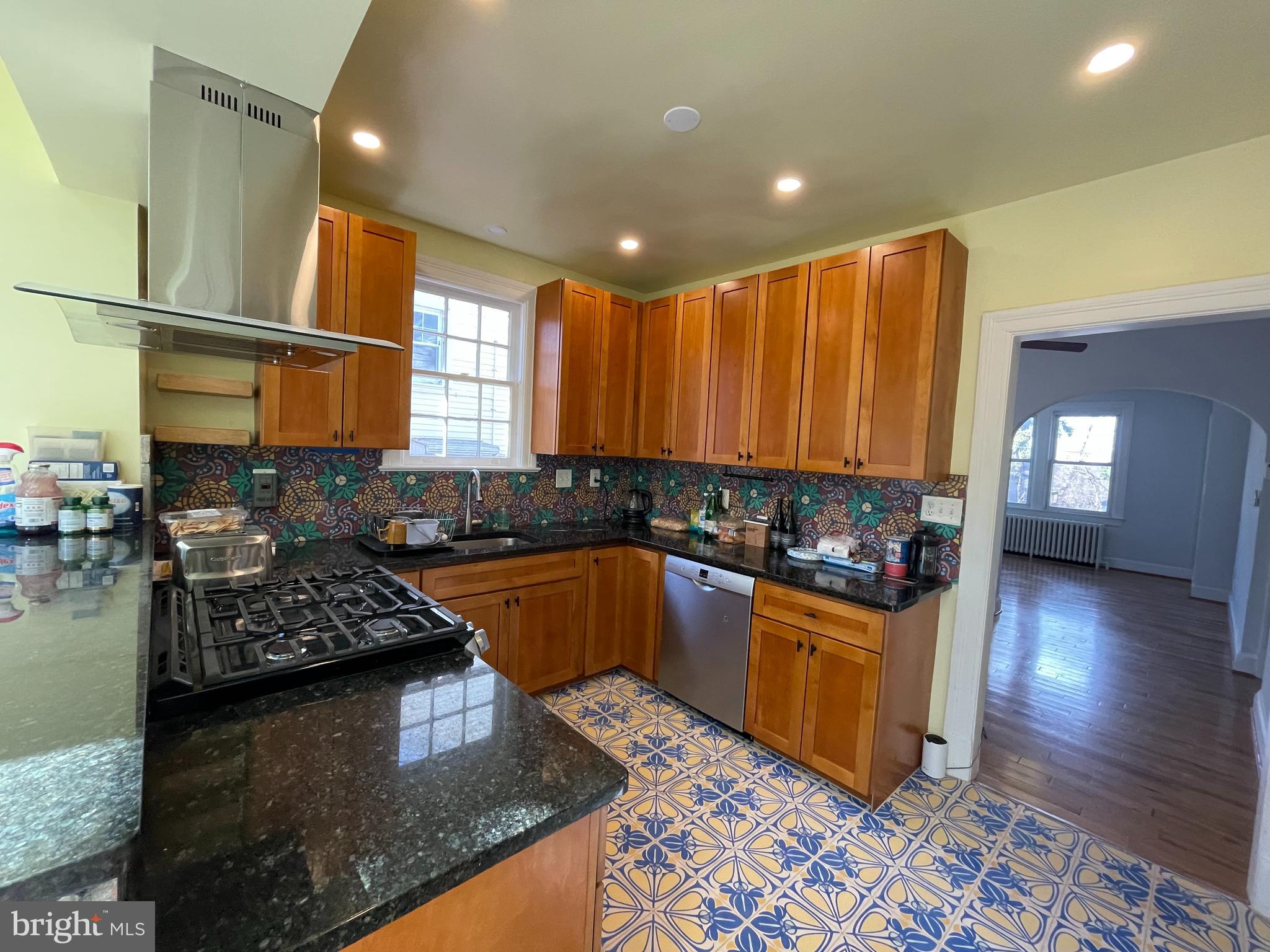 MOUNT RAINIER - Residential Lease