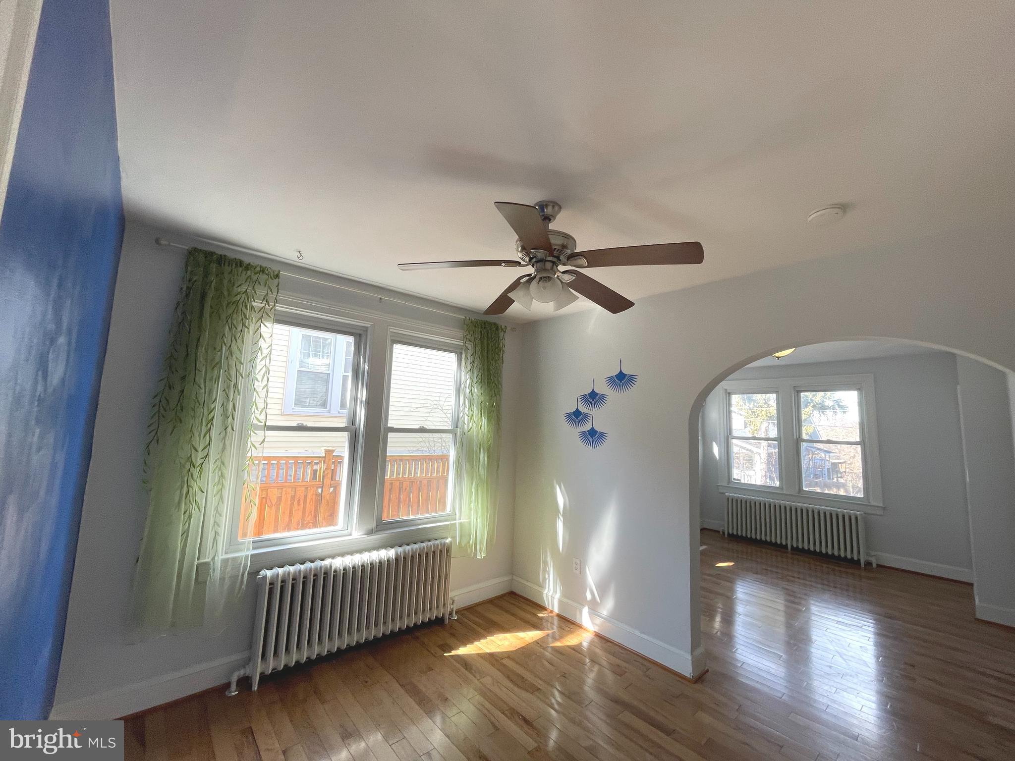 MOUNT RAINIER - Residential Lease