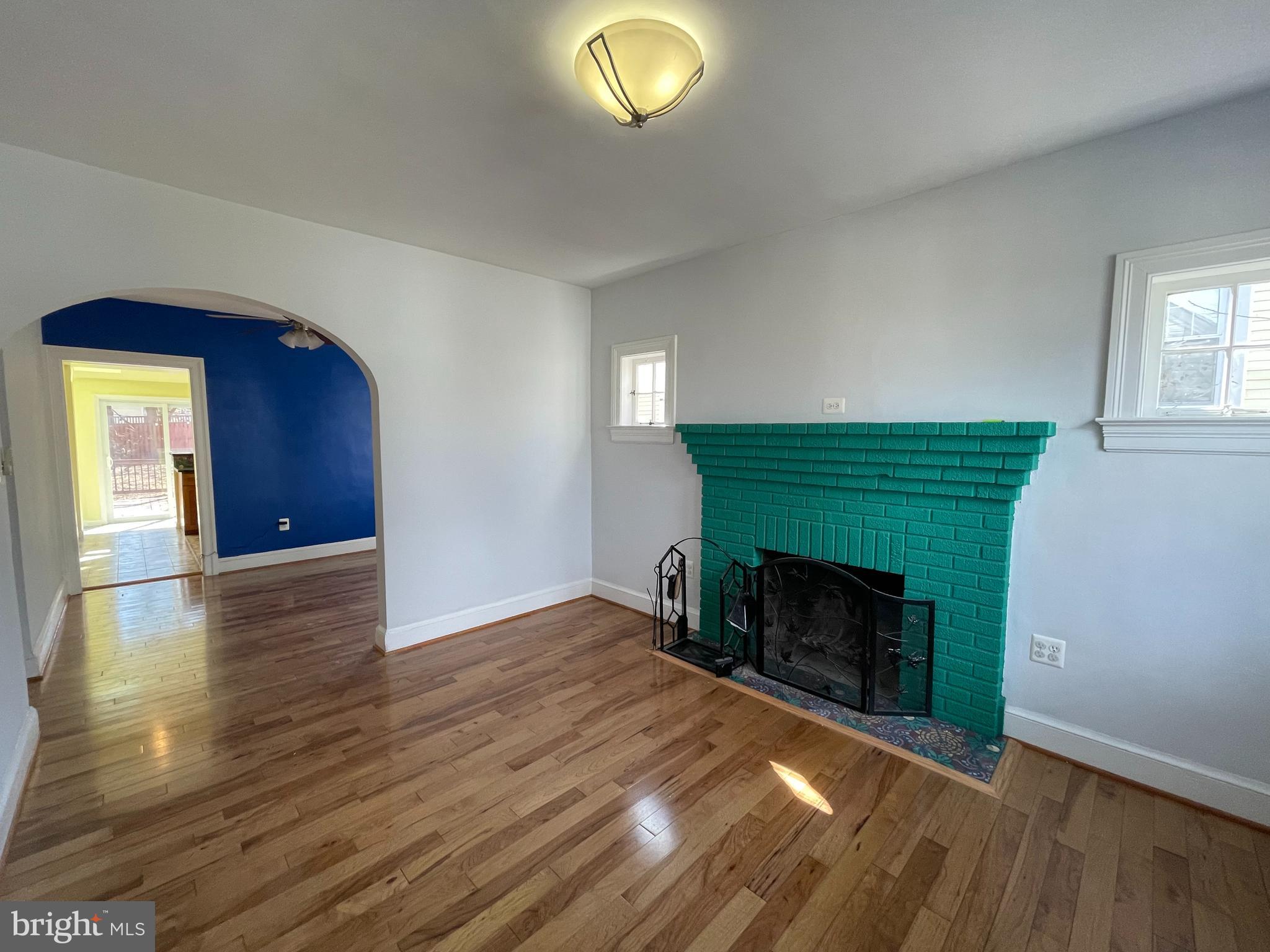 MOUNT RAINIER - Residential Lease