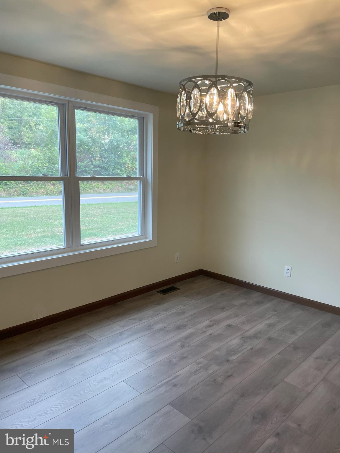 SLEEPY CREEK DISTRICT - Residential