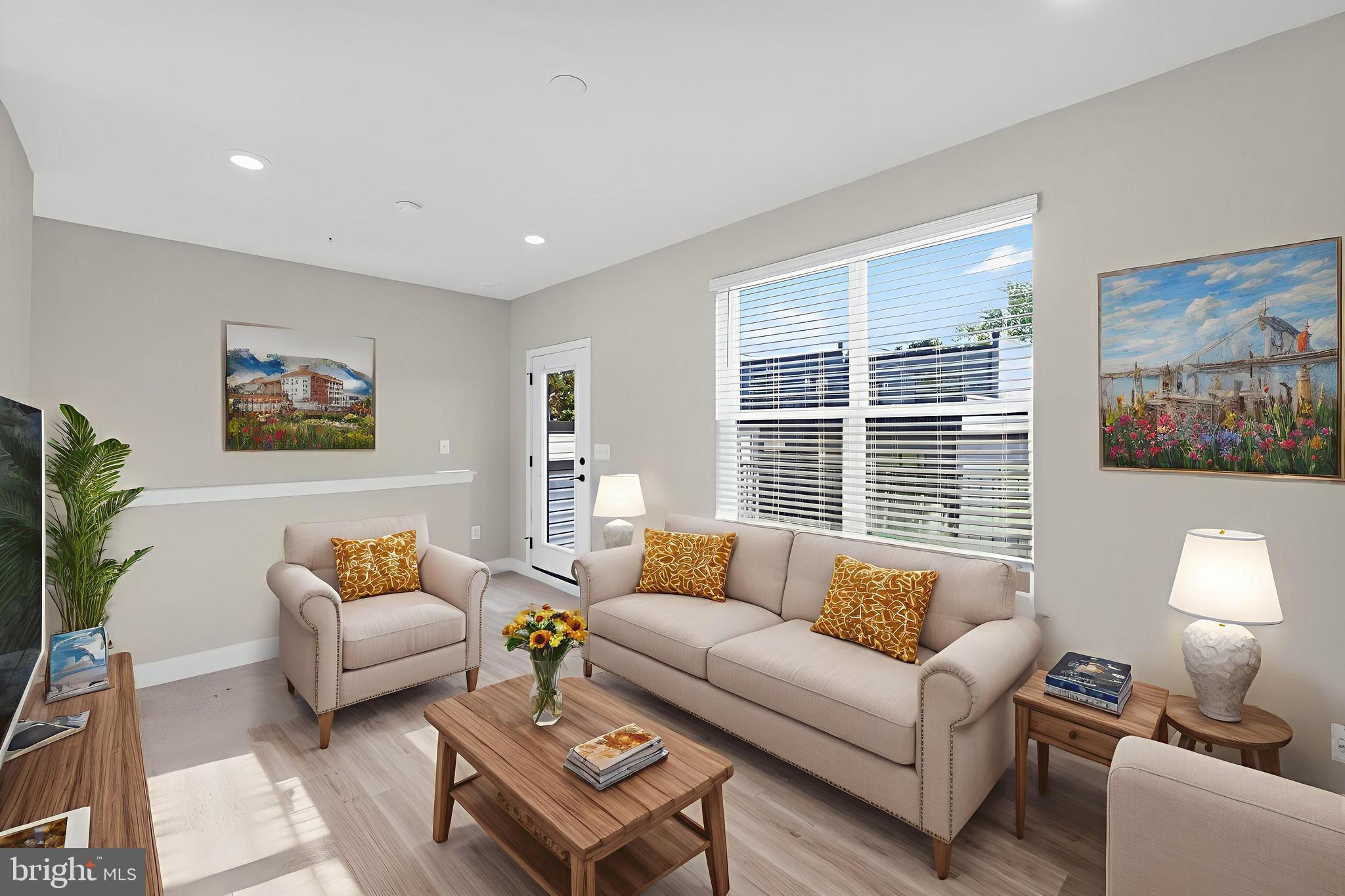 MEDFIELD - Residential