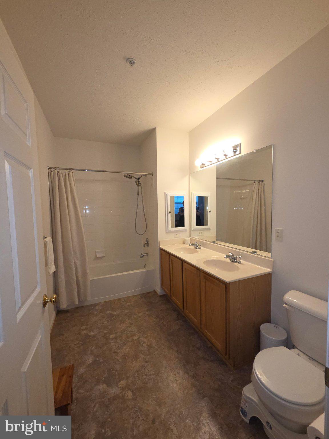 CRAIN SUMMIT - Residential