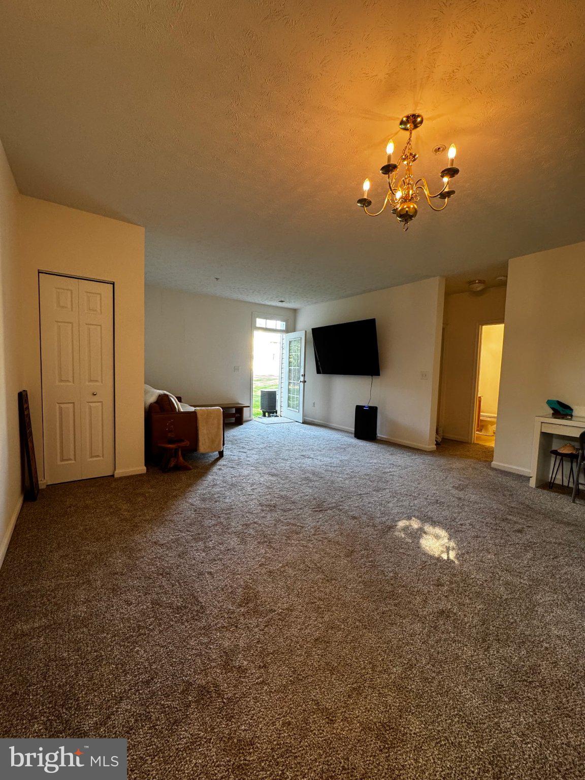 CRAIN SUMMIT - Residential