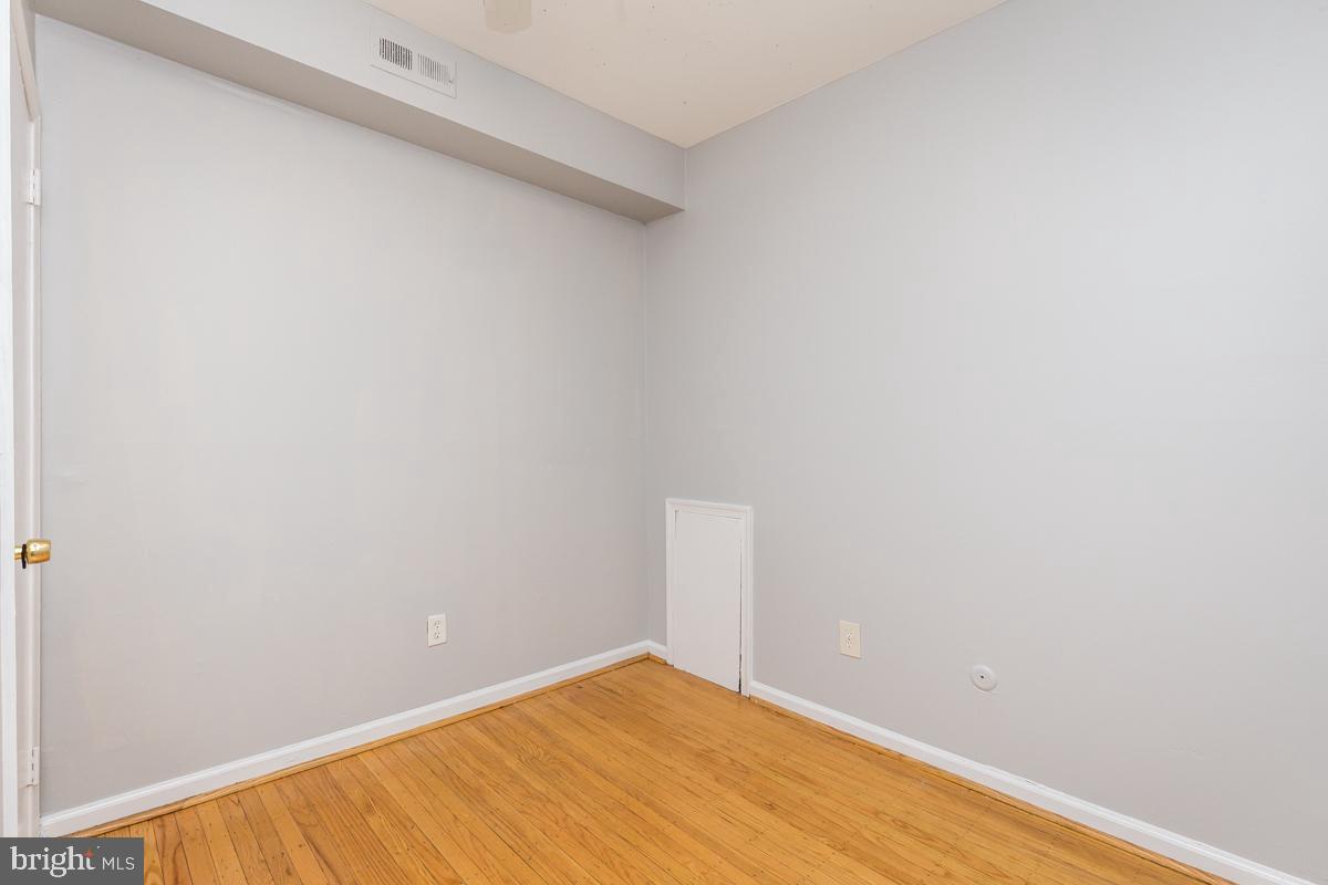 WASHINGTON SQ WEST - Residential Lease