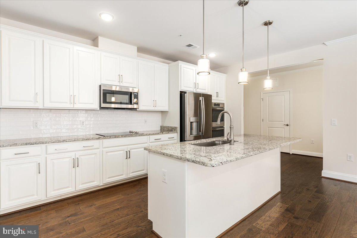 23631 HAVELOCK WALK TERRACE 313