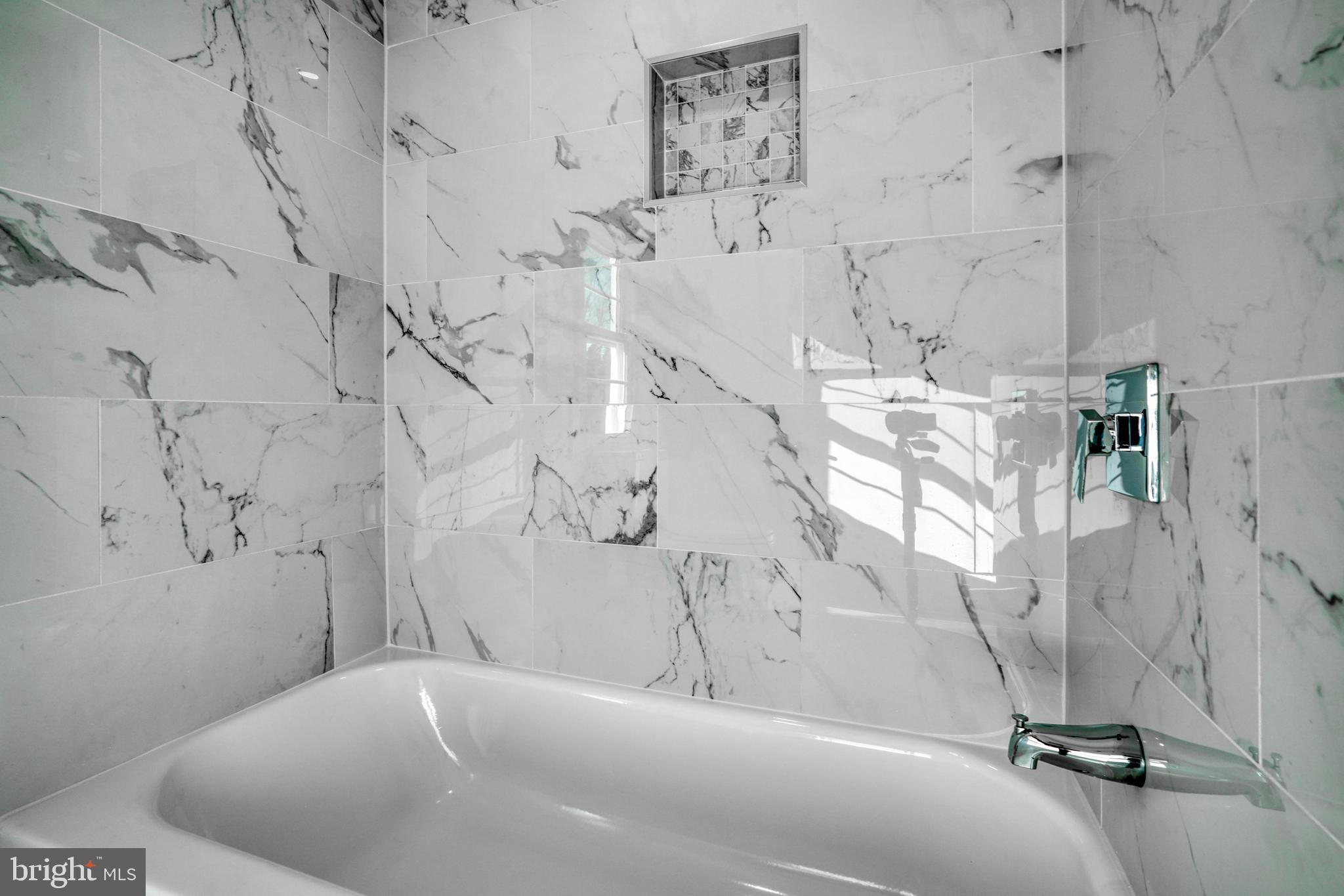 FONT HILL - Residential