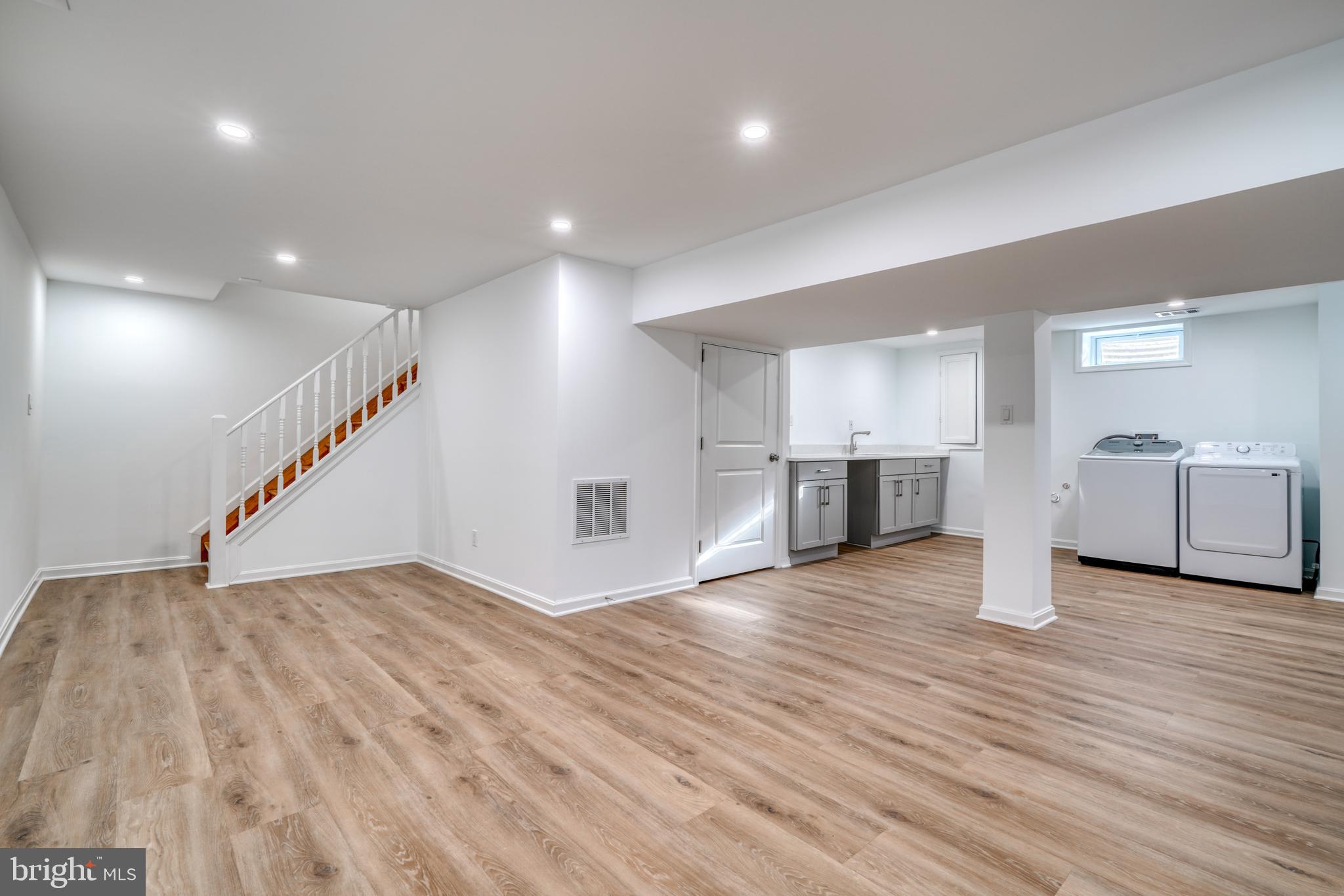 FONT HILL - Residential