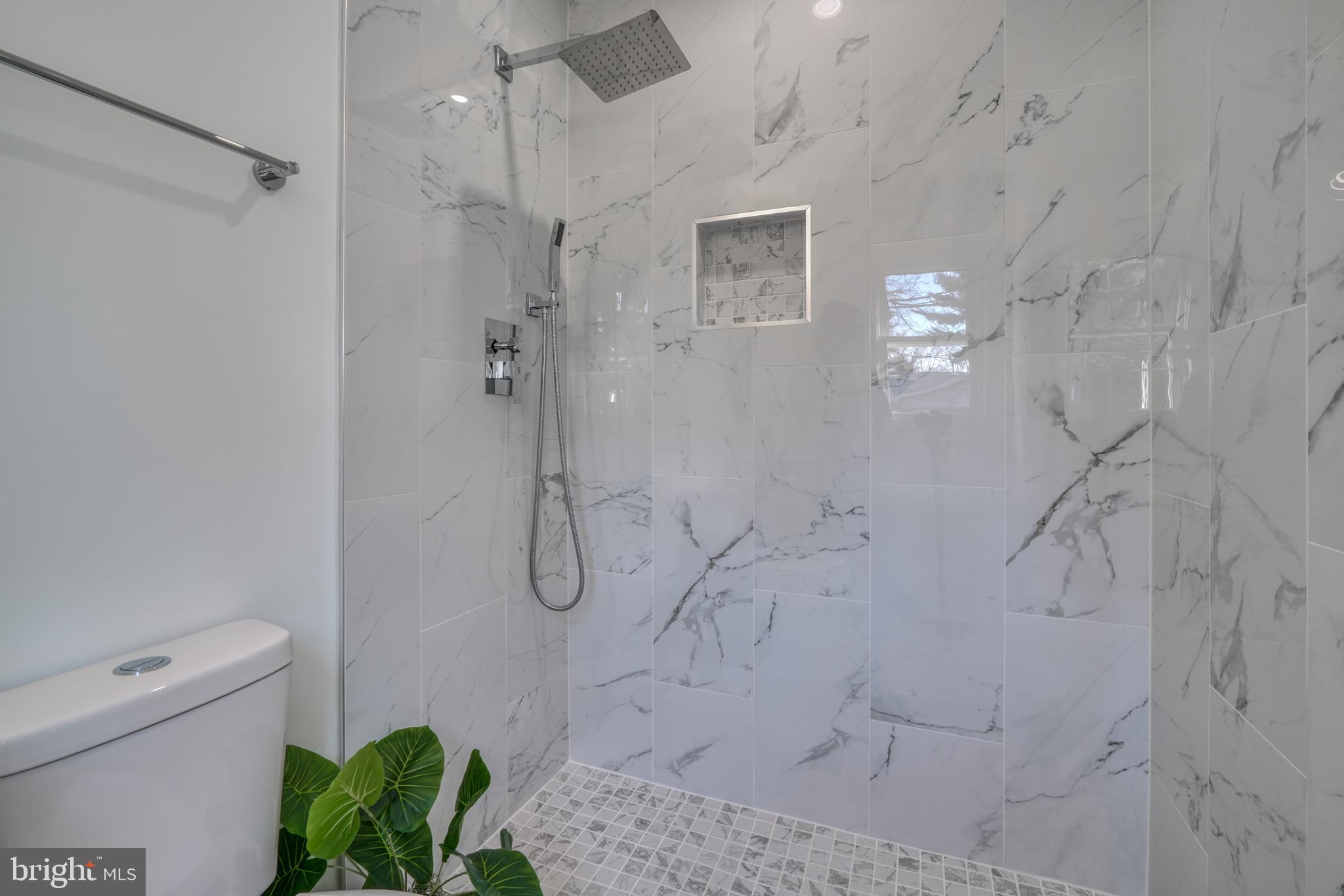 FONT HILL - Residential