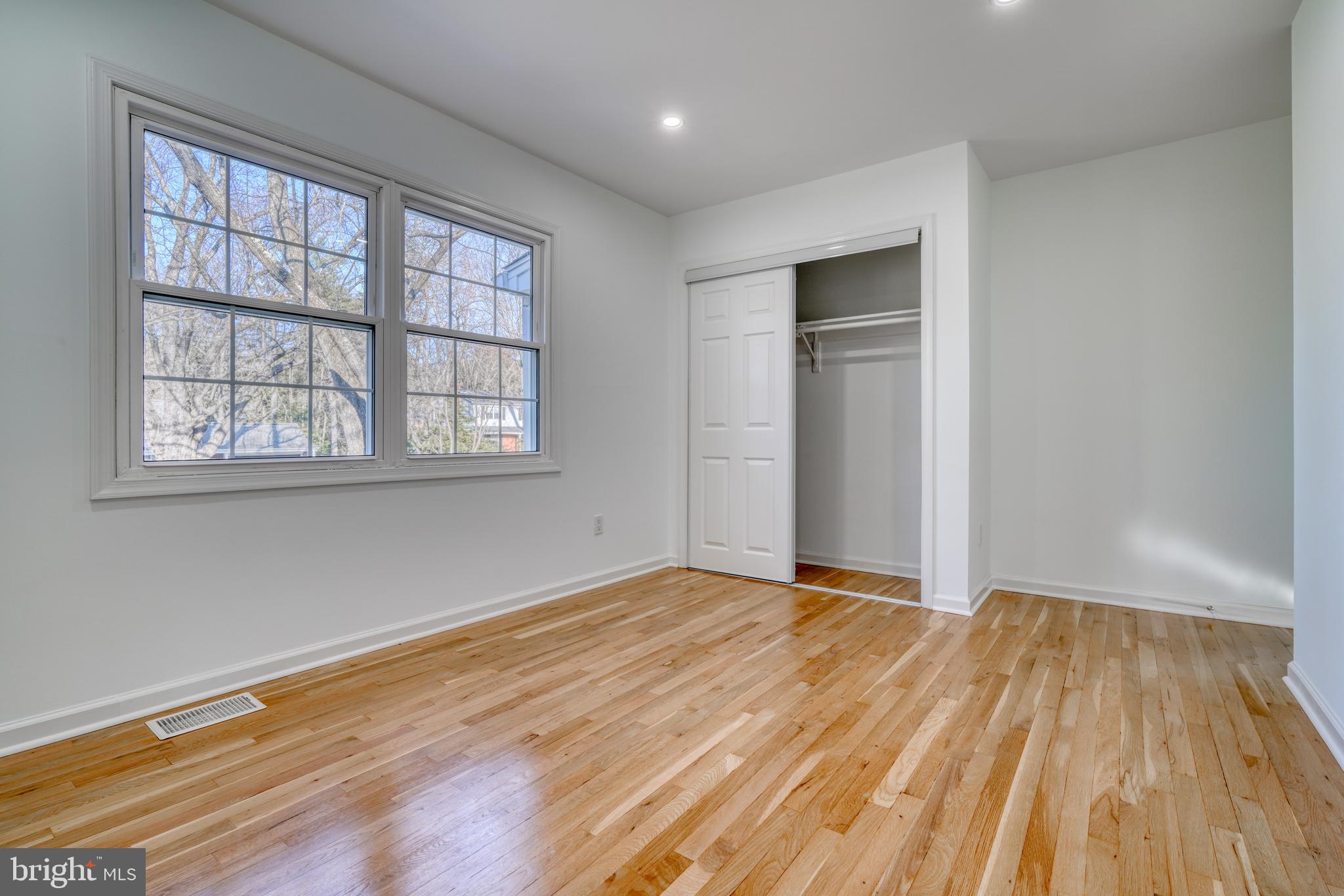 FONT HILL - Residential