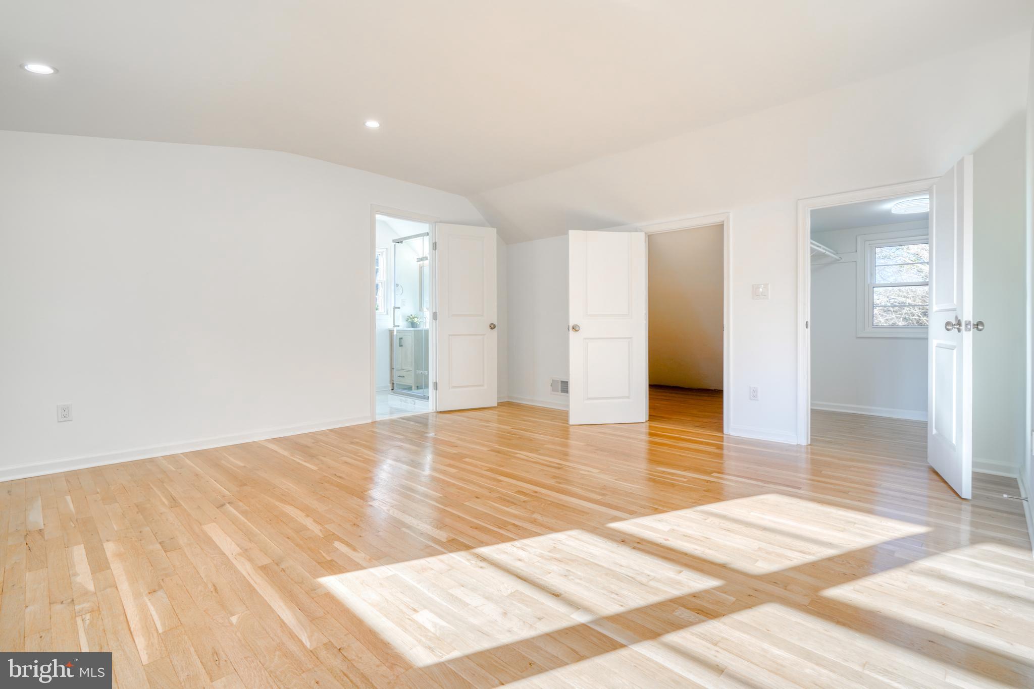 FONT HILL - Residential