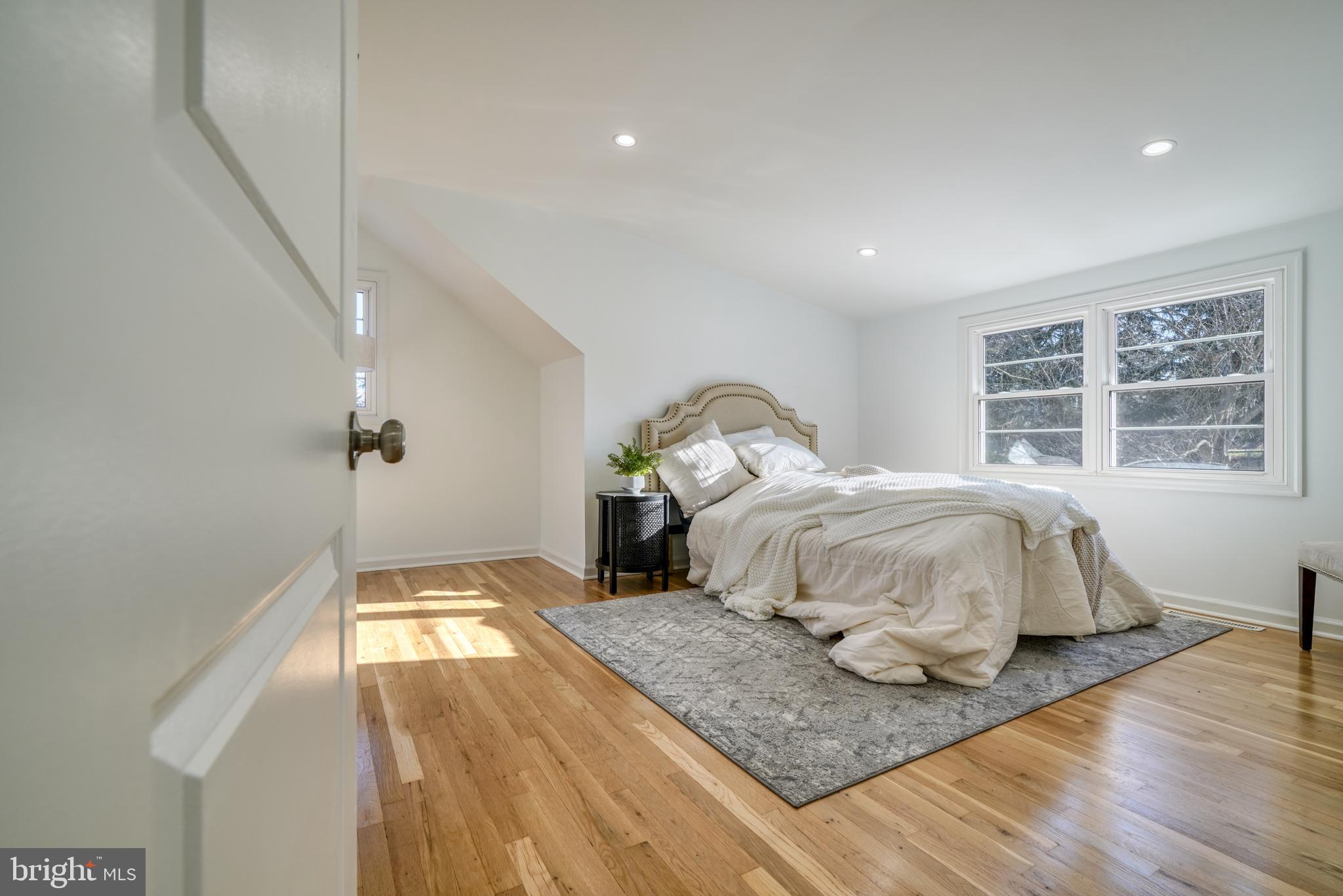 FONT HILL - Residential