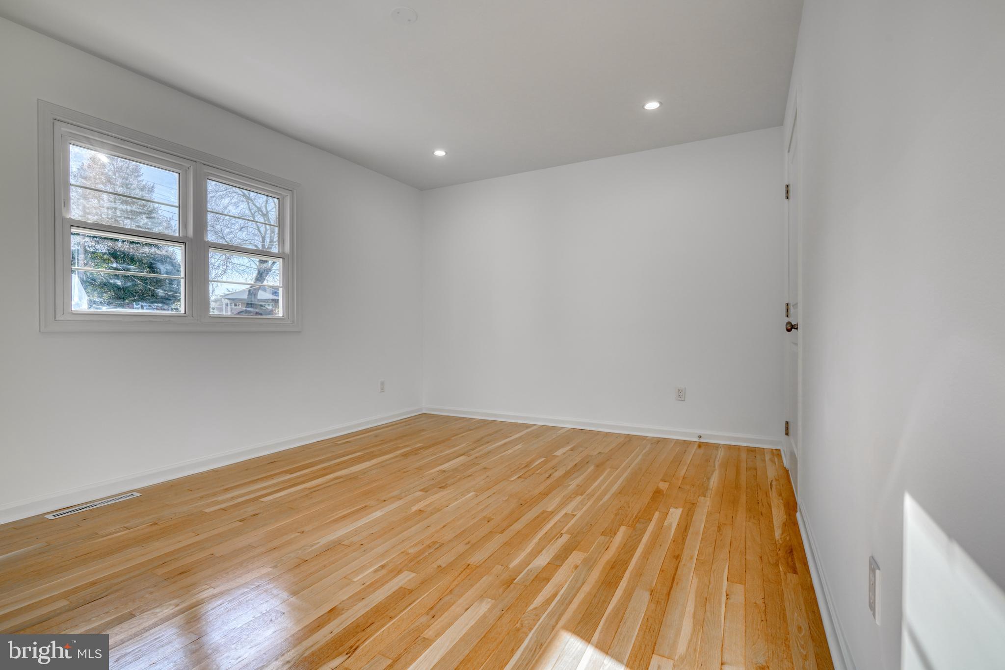 FONT HILL - Residential