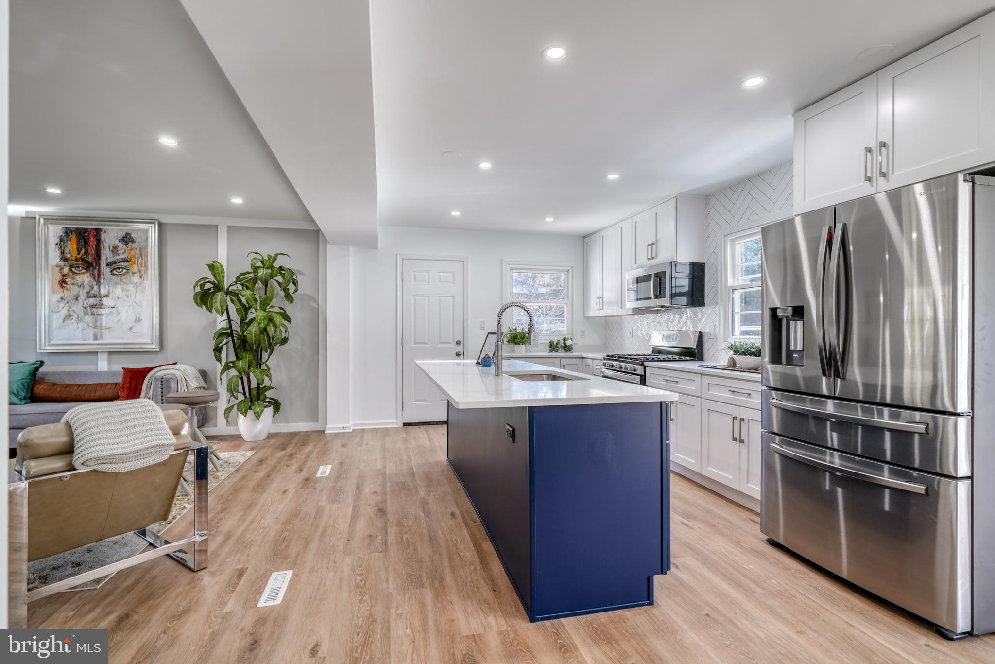 FONT HILL - Residential