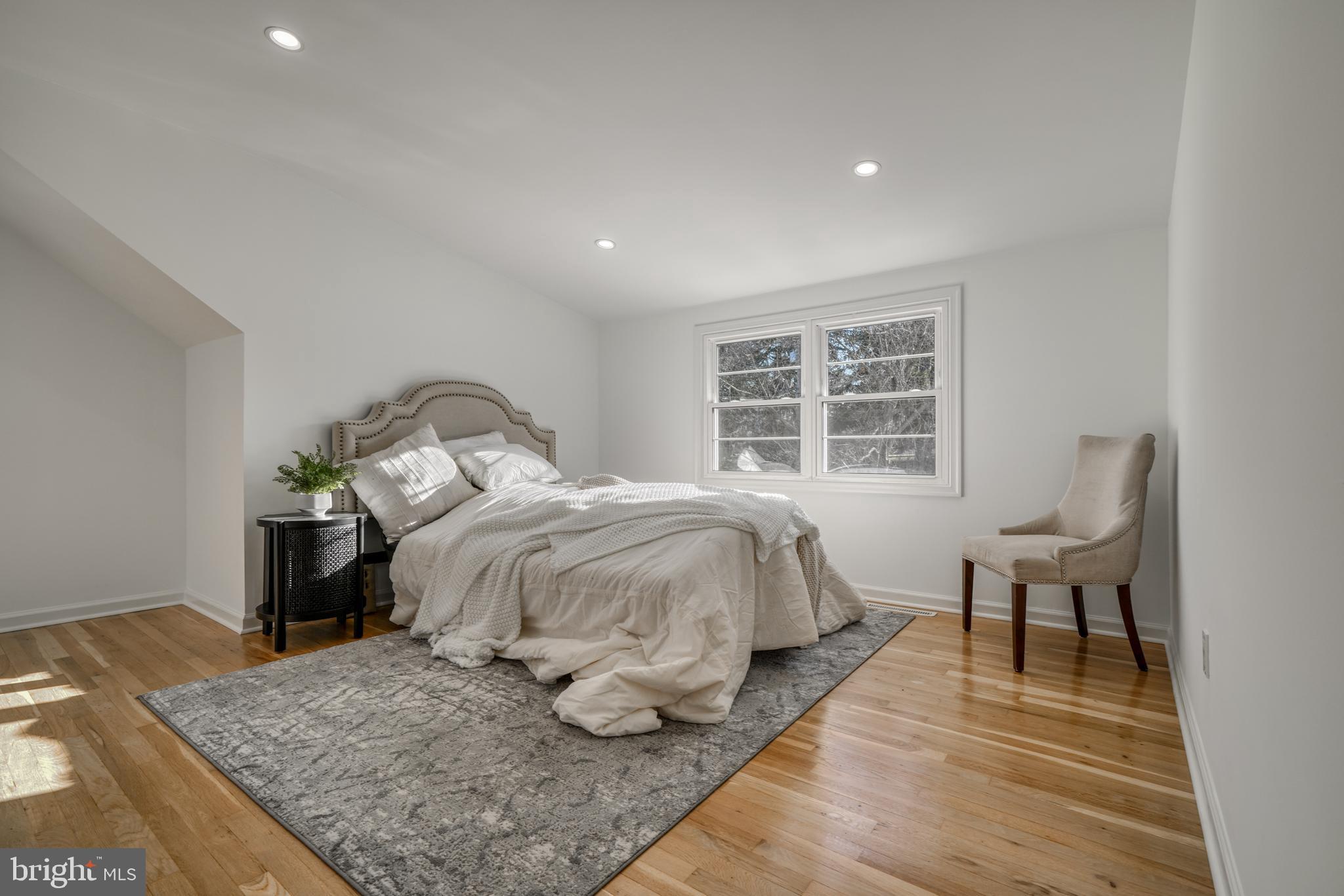 FONT HILL - Residential