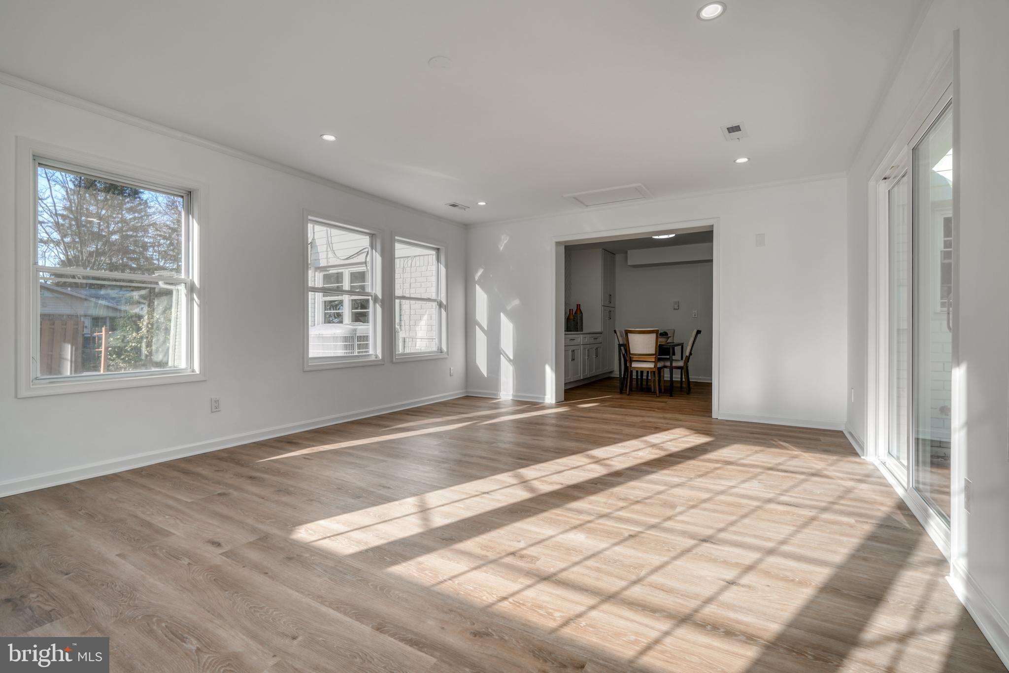 FONT HILL - Residential