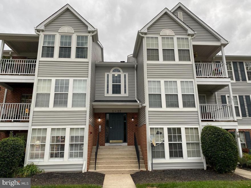 Bright and Spacious 2 br., 2 bth. Penthouse Condo in Secure Building with Intercom, on Quiet Court, in White  Marsh area offers an open floor plan with Cathedral Ceiling. Living Room with Fireplace.  Separate Sunroom/Dining Room with French Door to cozy back unit Balcony with gorgeous view. Kitchen with Breakfast bar. Separate Laundry Room. You don't want to miss this one! 24 hours for showings, please.