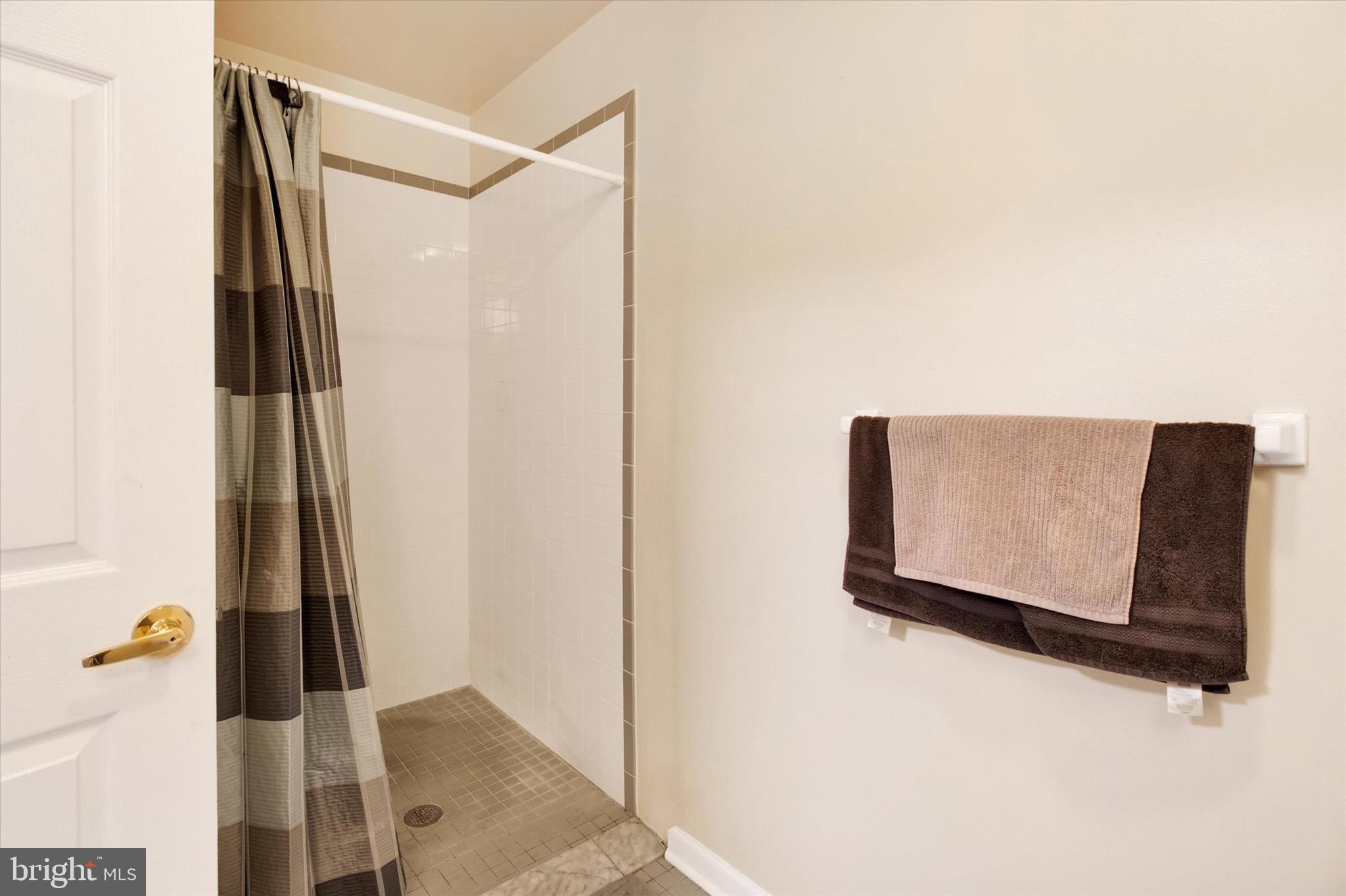 CHESTER CITY - Residential