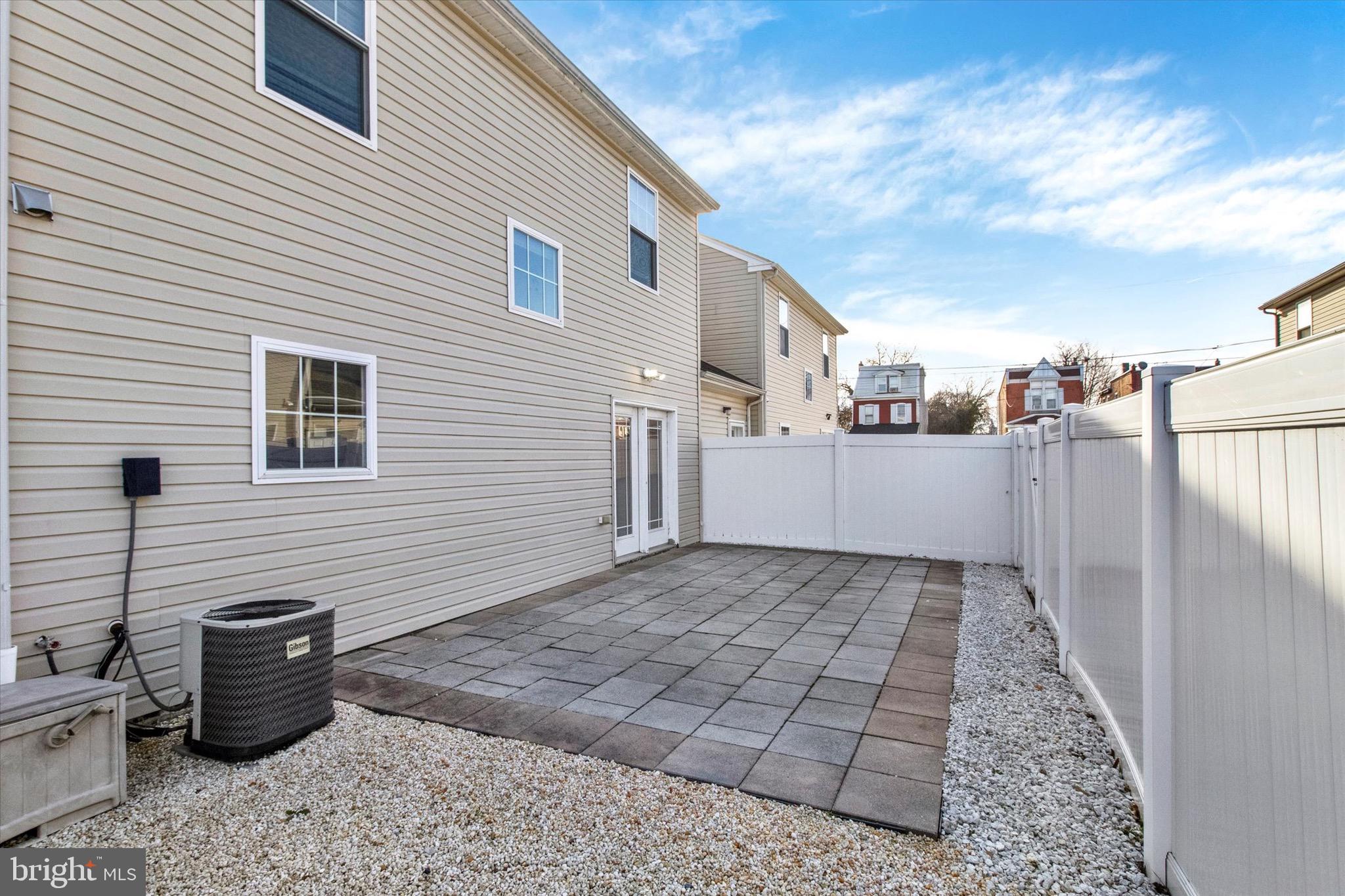 CHESTER CITY - Residential