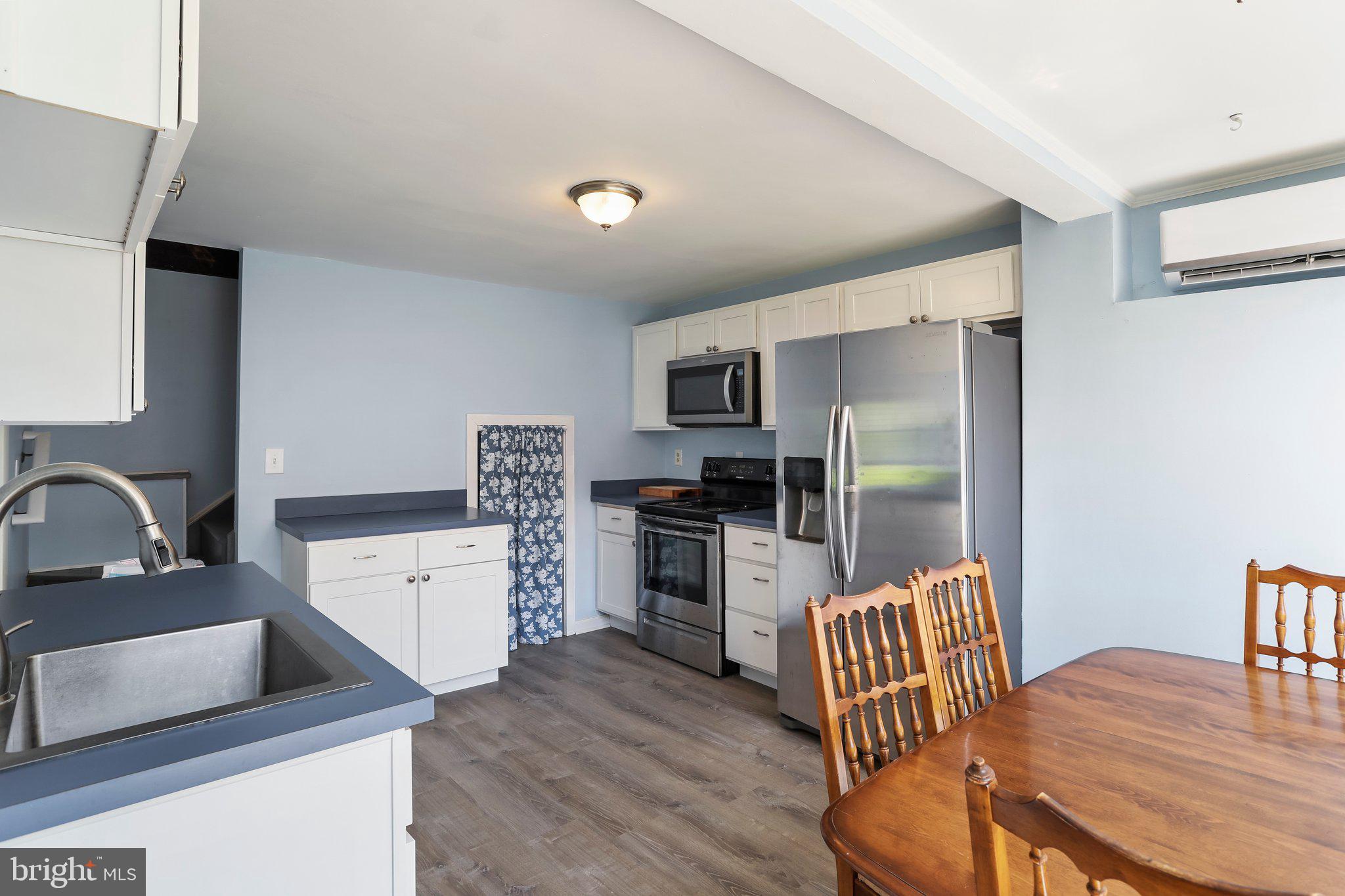 HISTORIC HARPERS FERRY - Residential