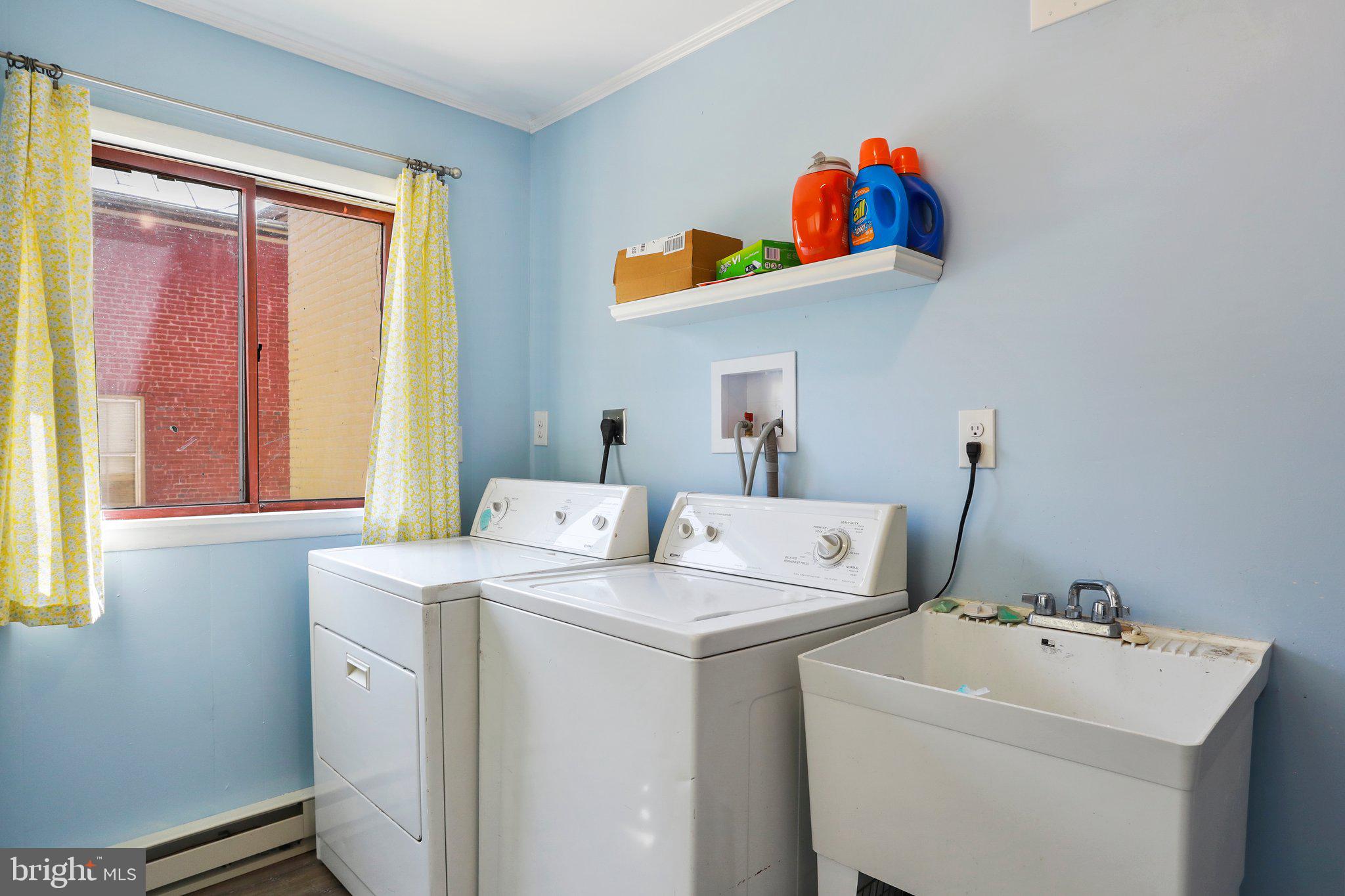 HISTORIC HARPERS FERRY - Residential