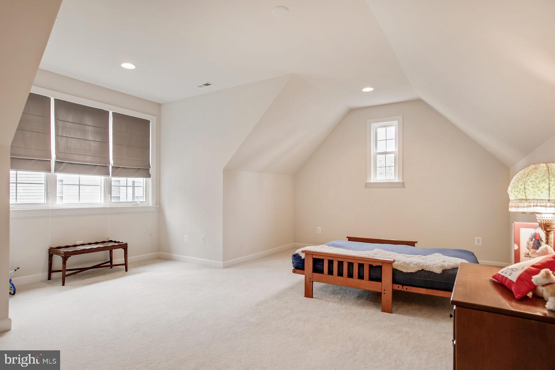 WOODS OF MYRTLE POINT - Residential