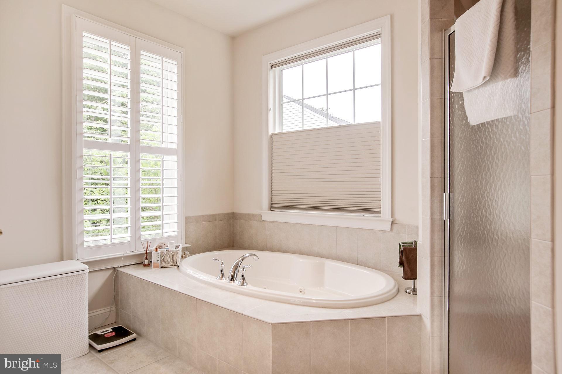 WOODS OF MYRTLE POINT - Residential