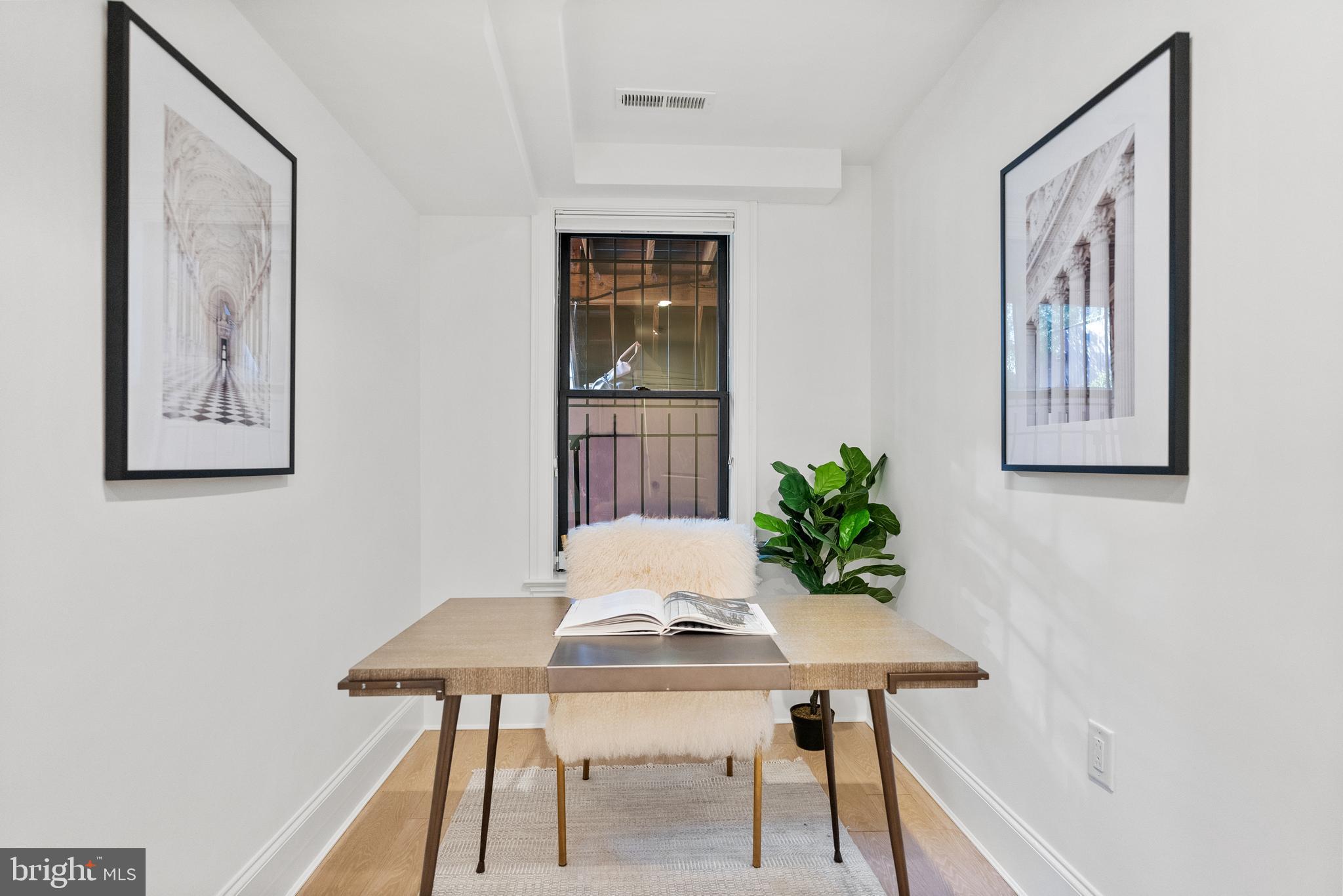 DUPONT CIRCLE - Residential