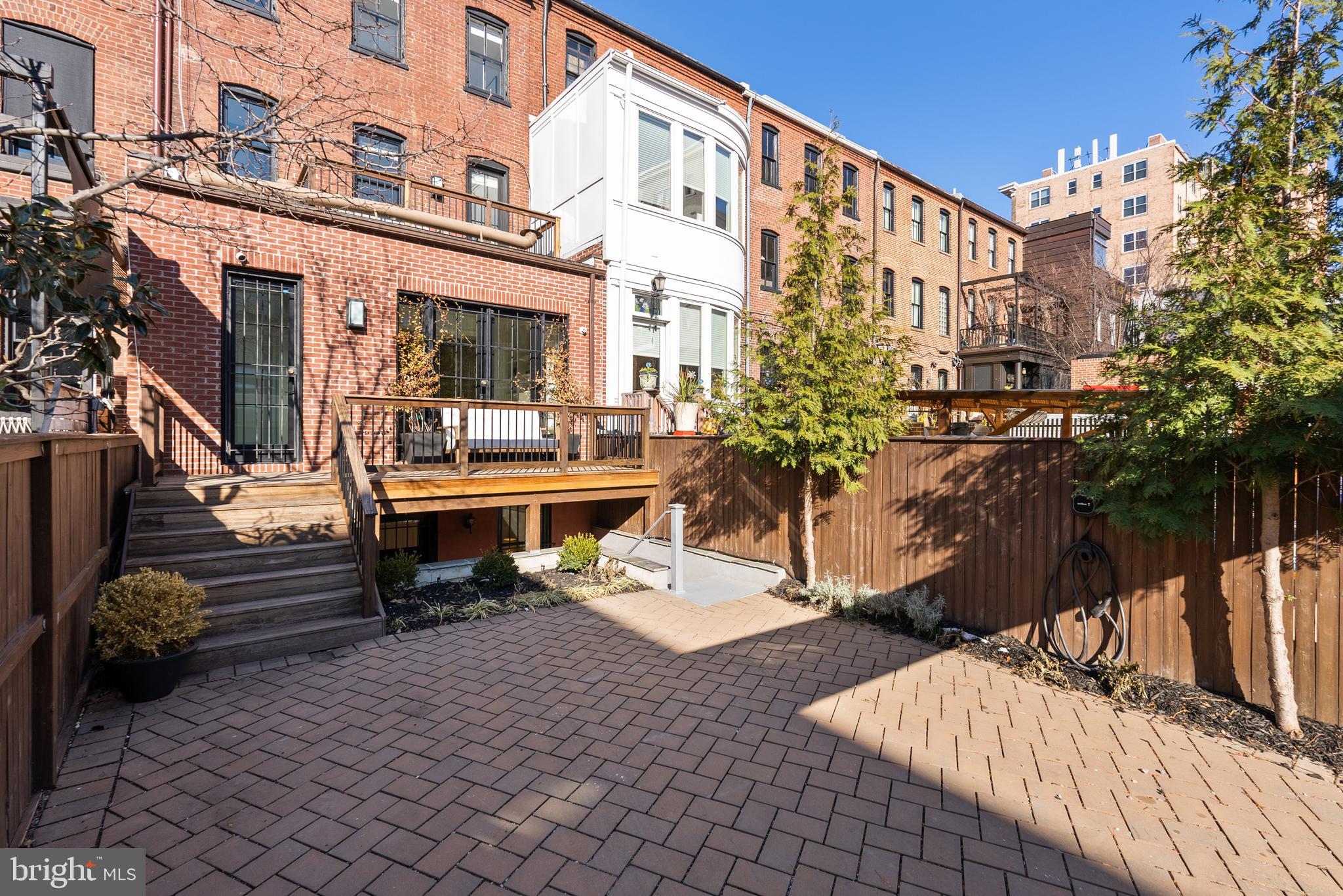 DUPONT CIRCLE - Residential