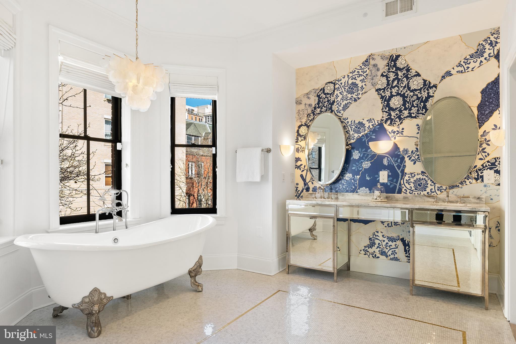 DUPONT CIRCLE - Residential