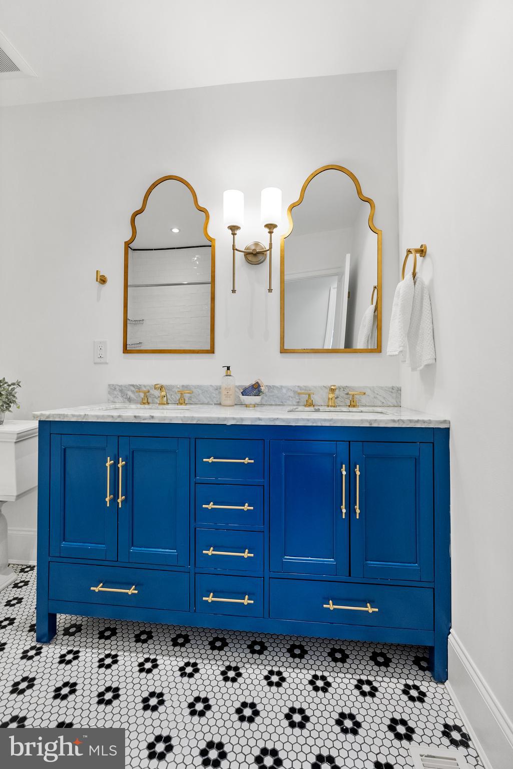 DUPONT CIRCLE - Residential