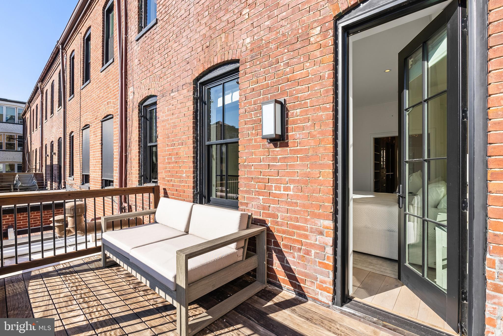 DUPONT CIRCLE - Residential