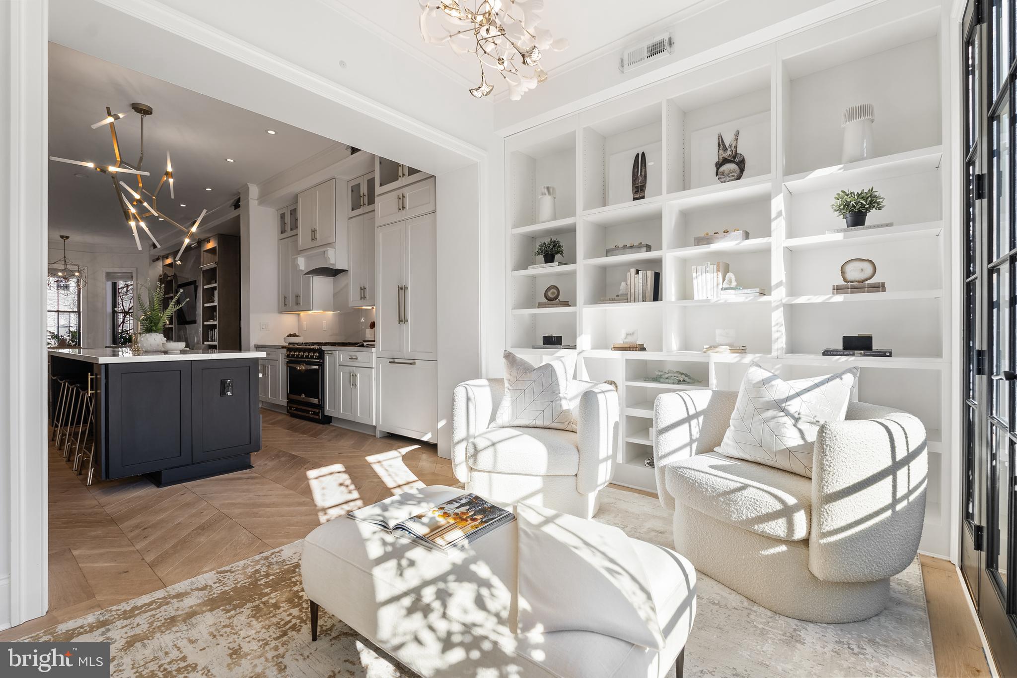 DUPONT CIRCLE - Residential