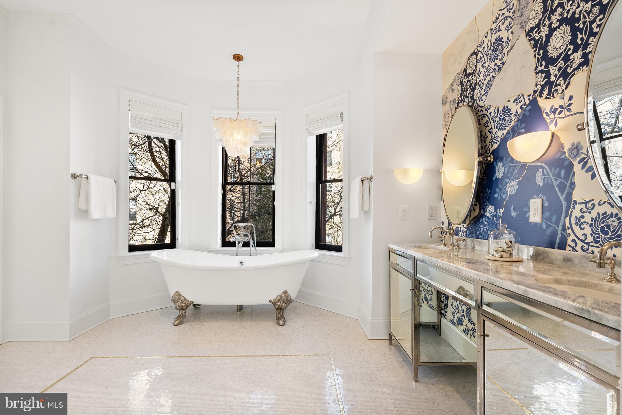 DUPONT CIRCLE - Residential