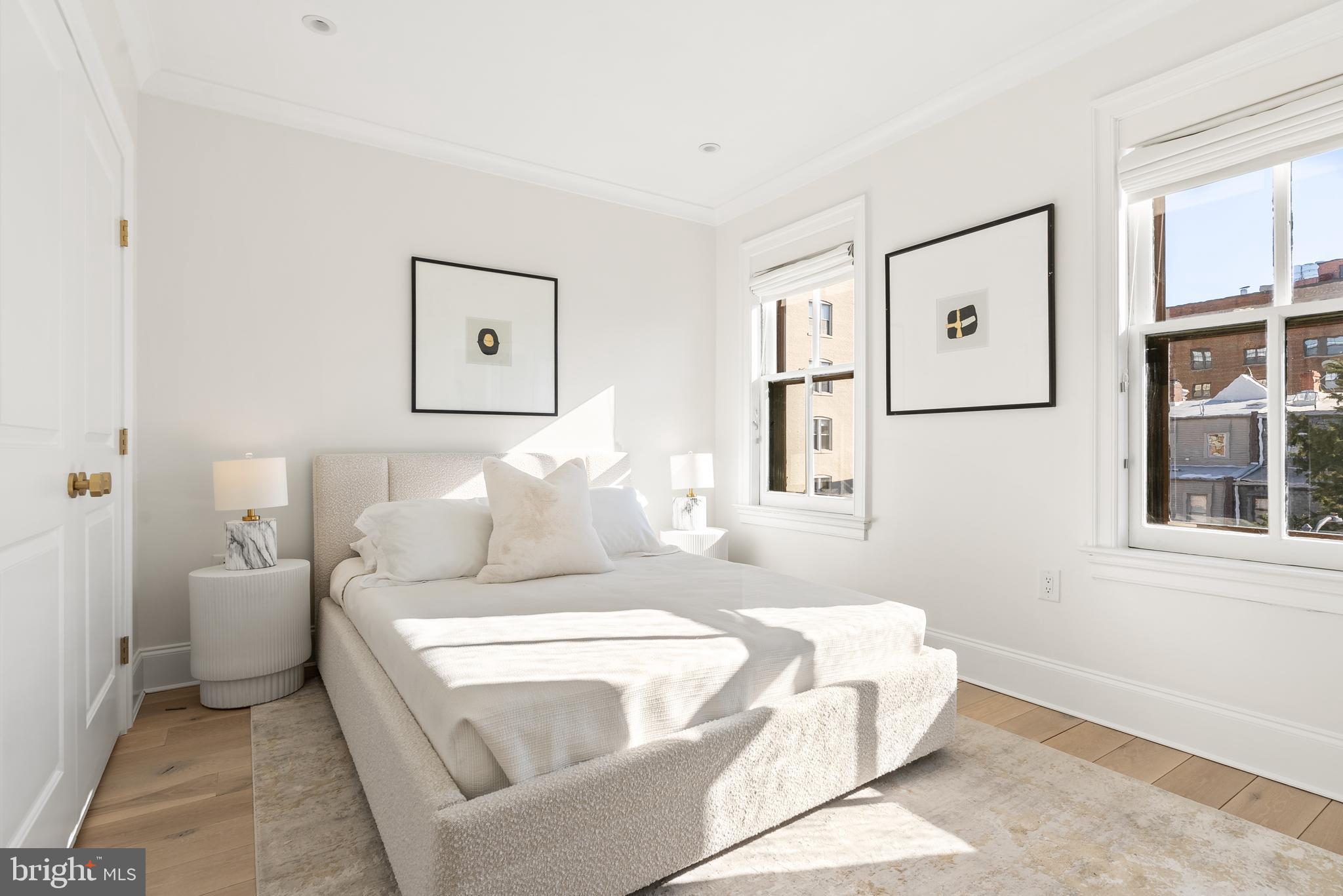 DUPONT CIRCLE - Residential