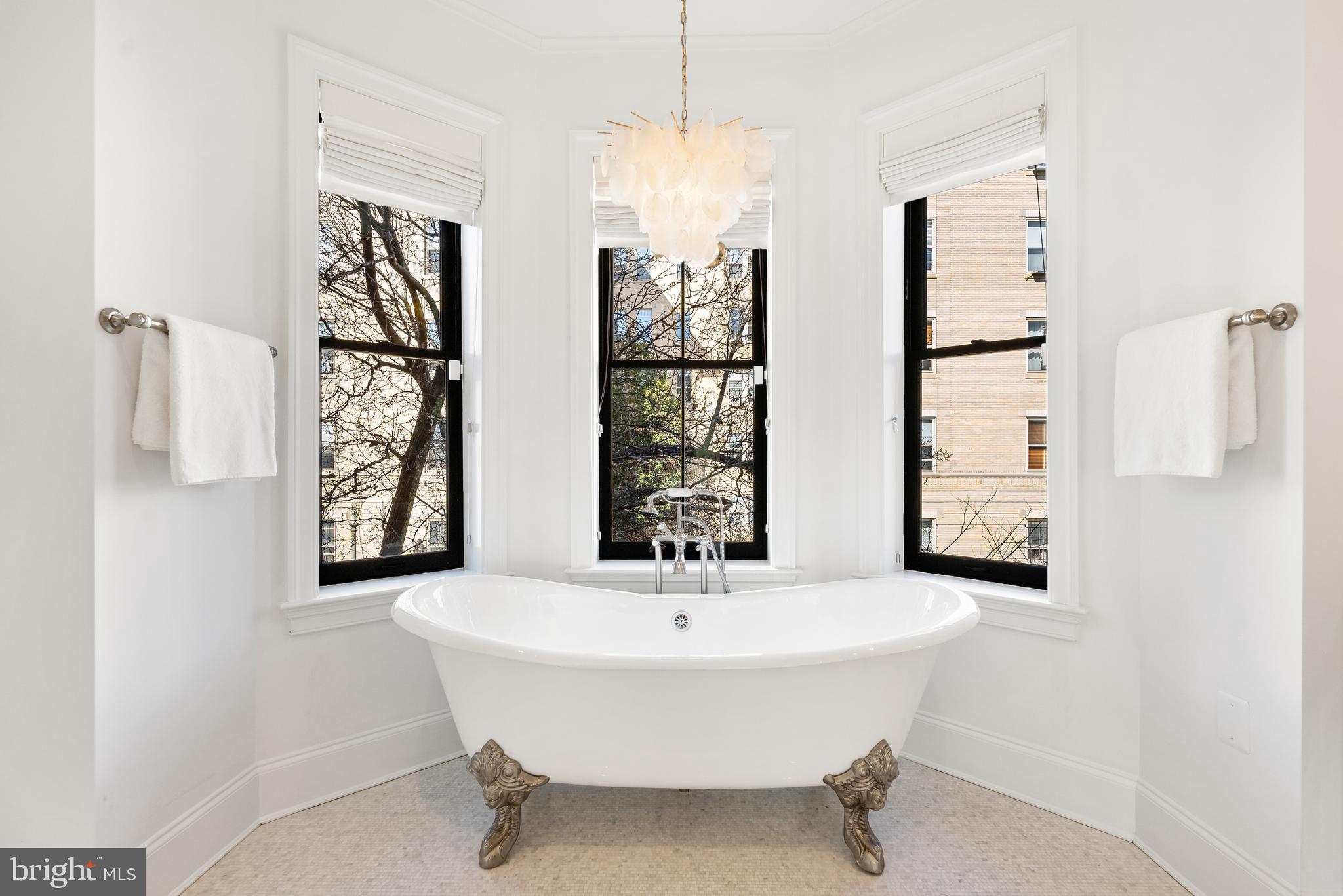 DUPONT CIRCLE - Residential