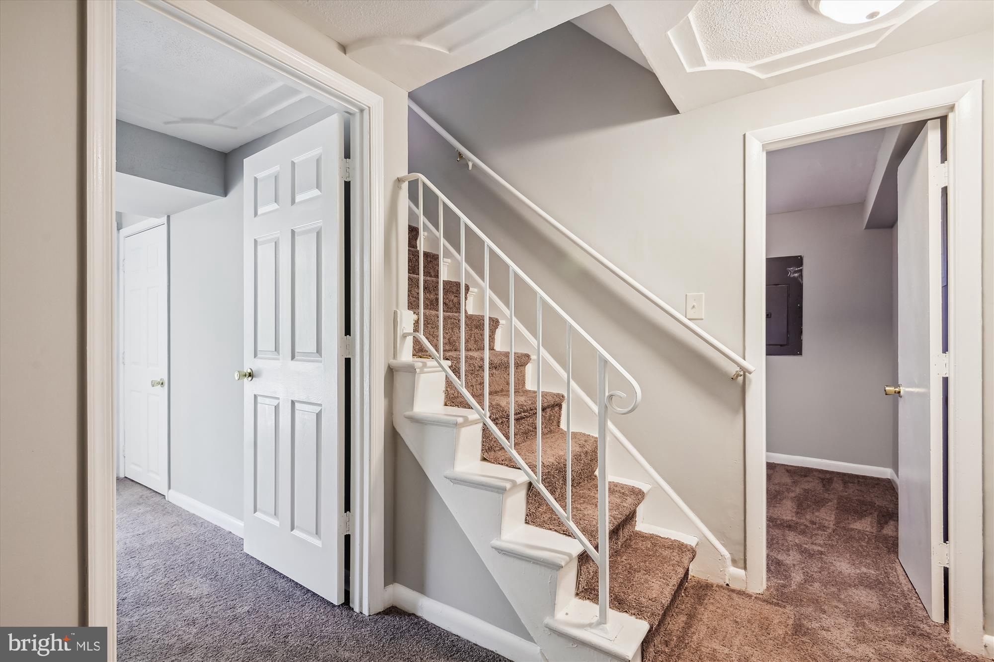 DALE CITY - Residential