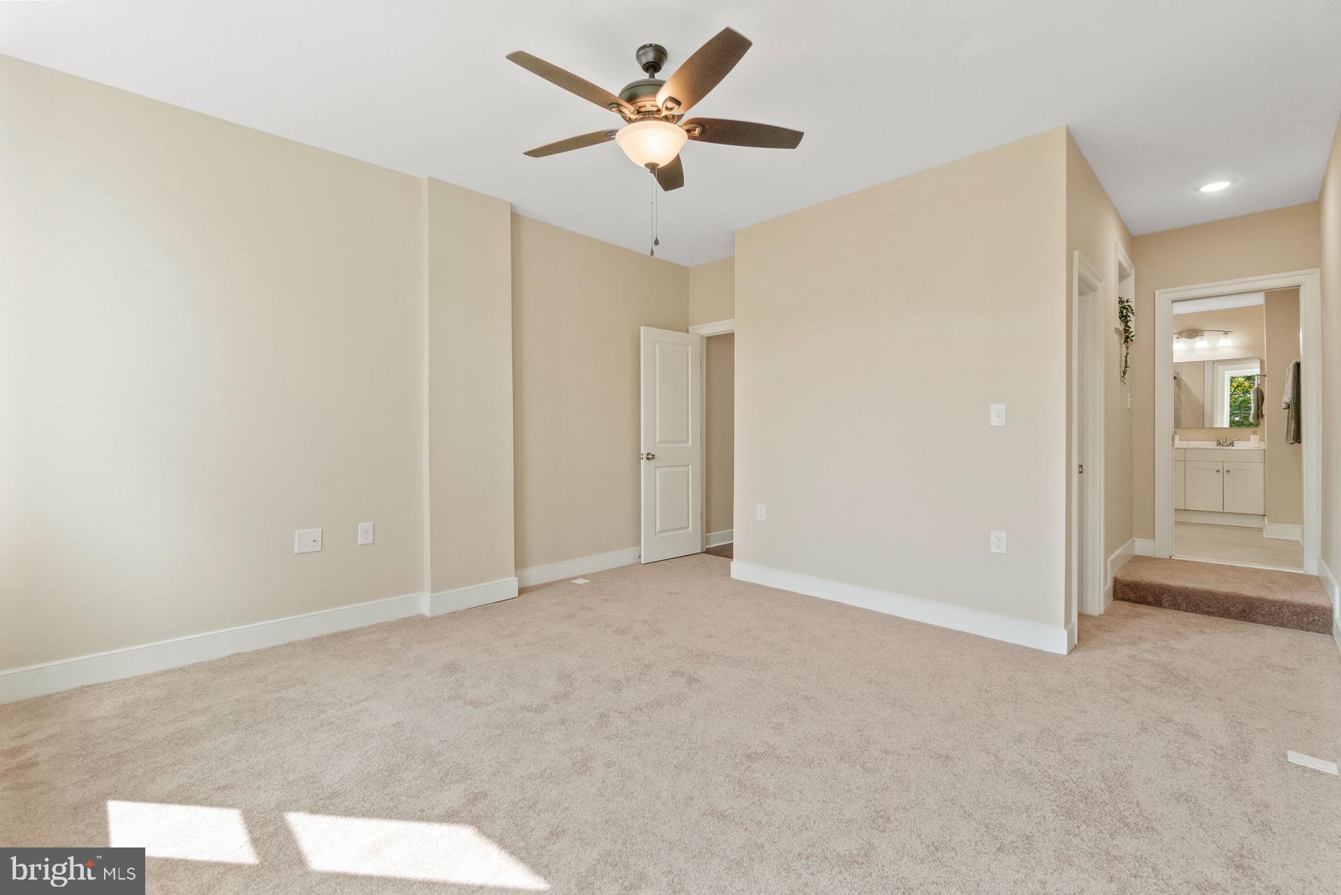 OLIVER - Residential
