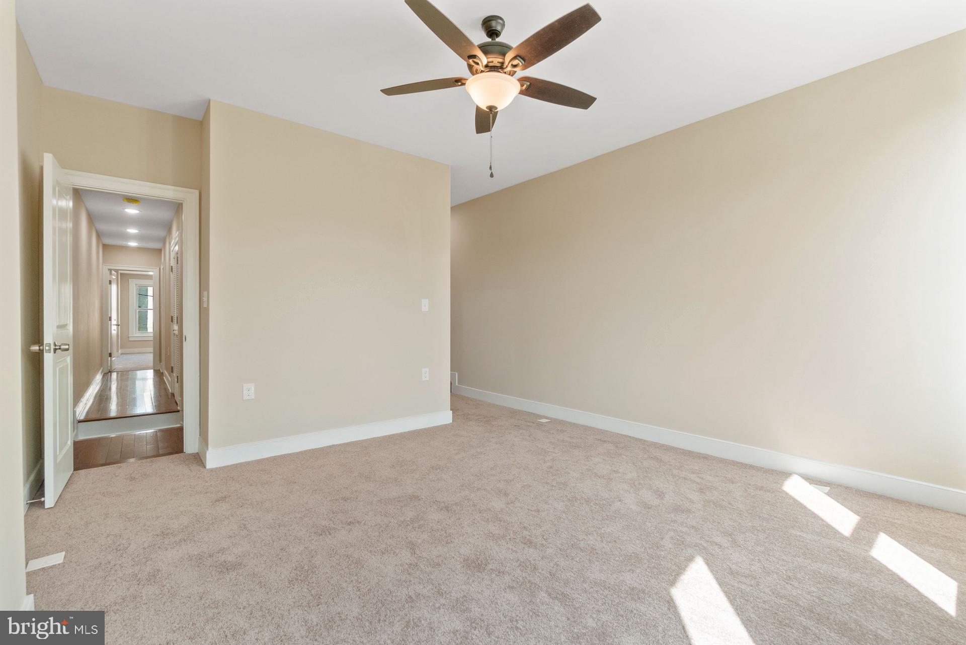 OLIVER - Residential